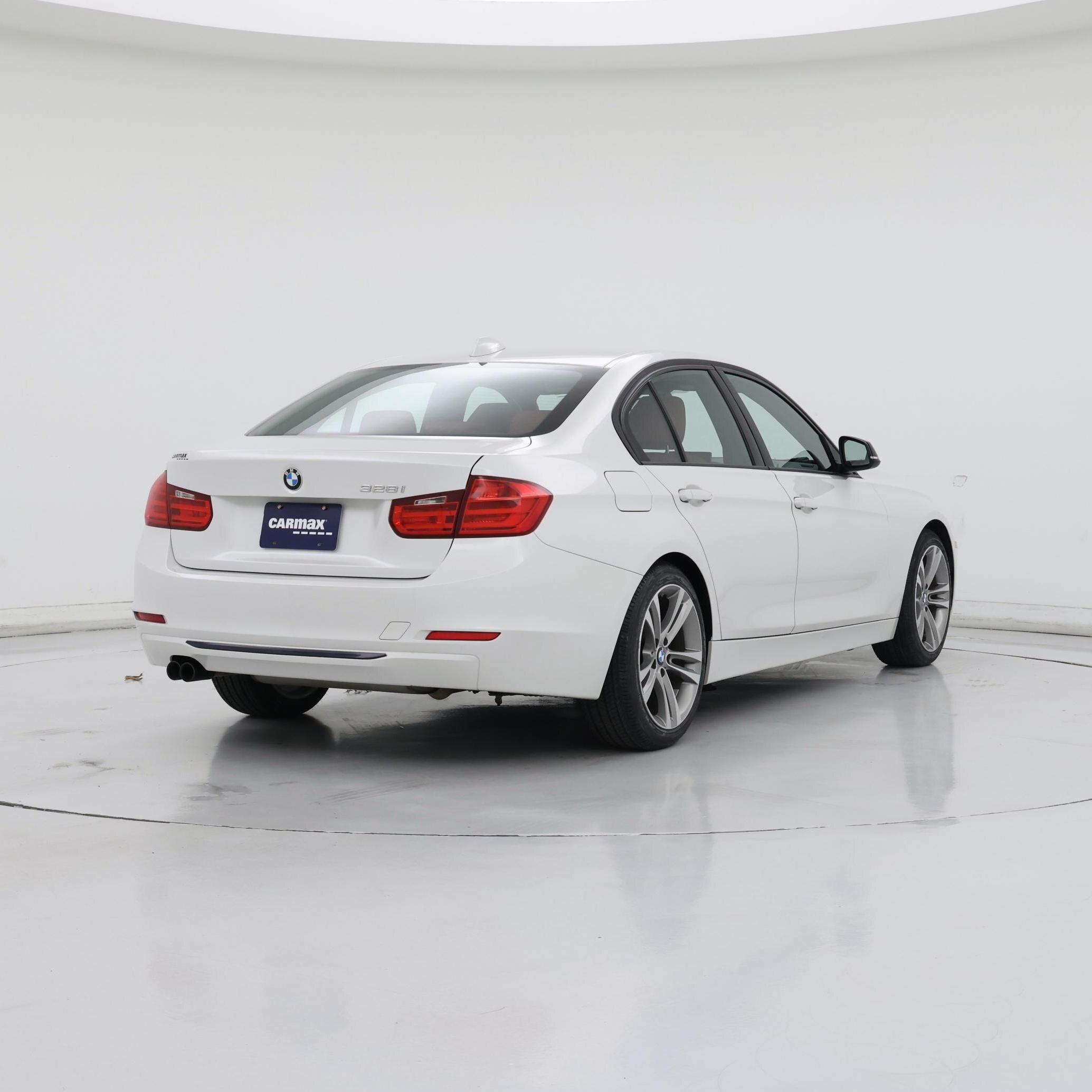 Thumbnail: 2015 BMW 3 Series - 8