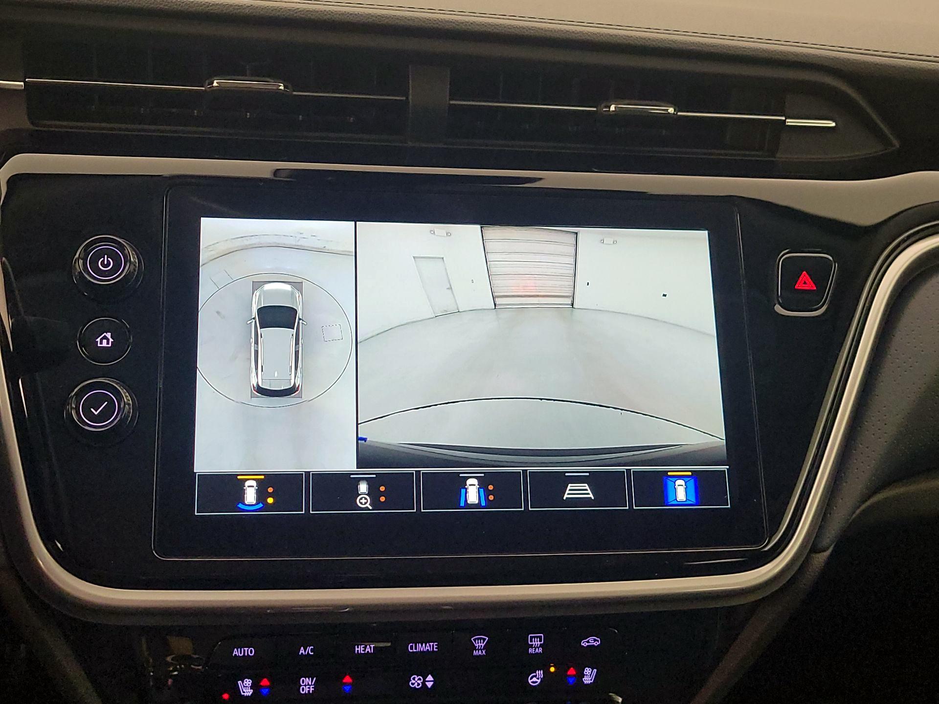 Thumbnail: 2023 Chevrolet Bolt EUV - 15