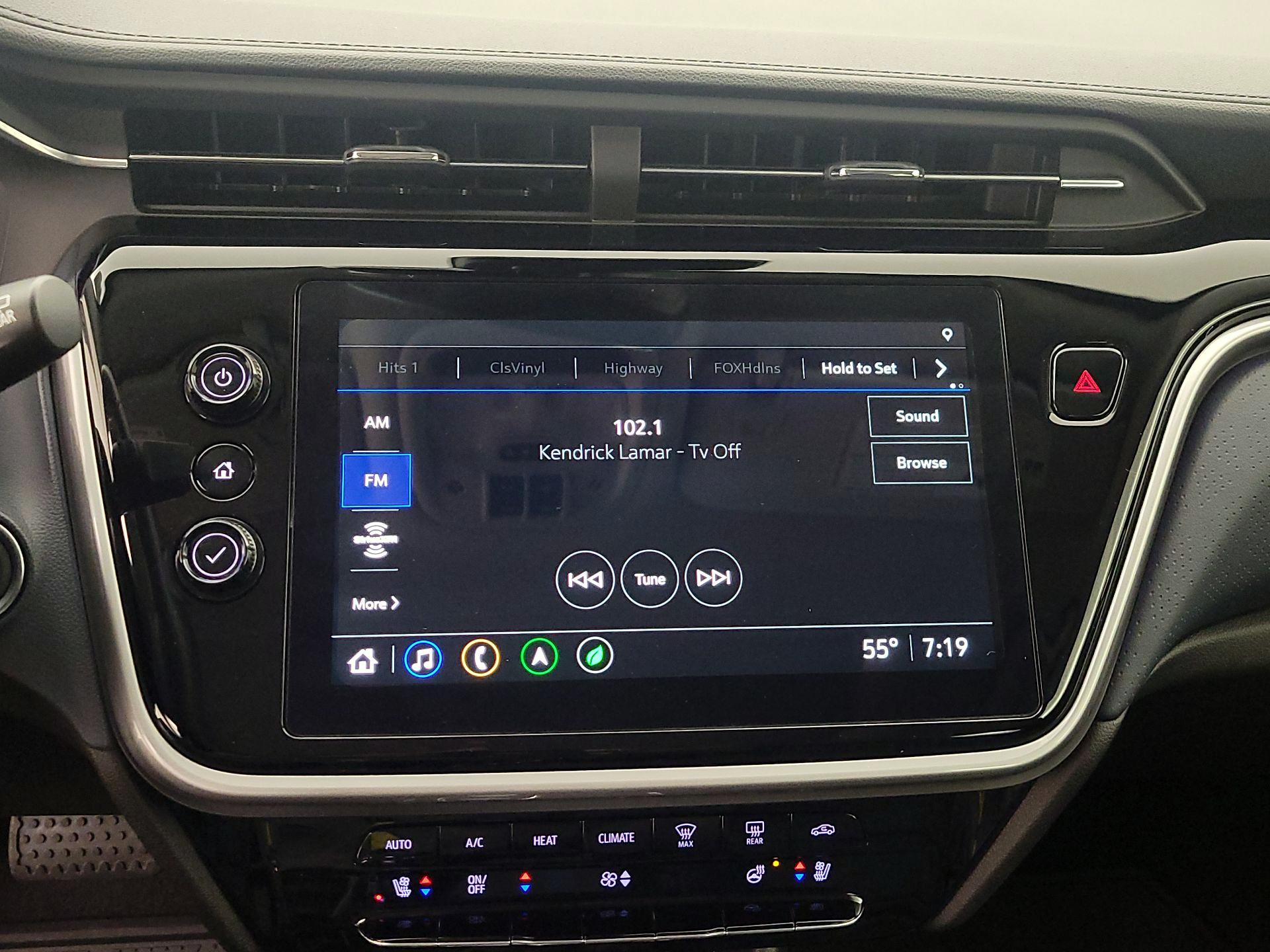 Thumbnail: 2023 Chevrolet Bolt EUV - 16