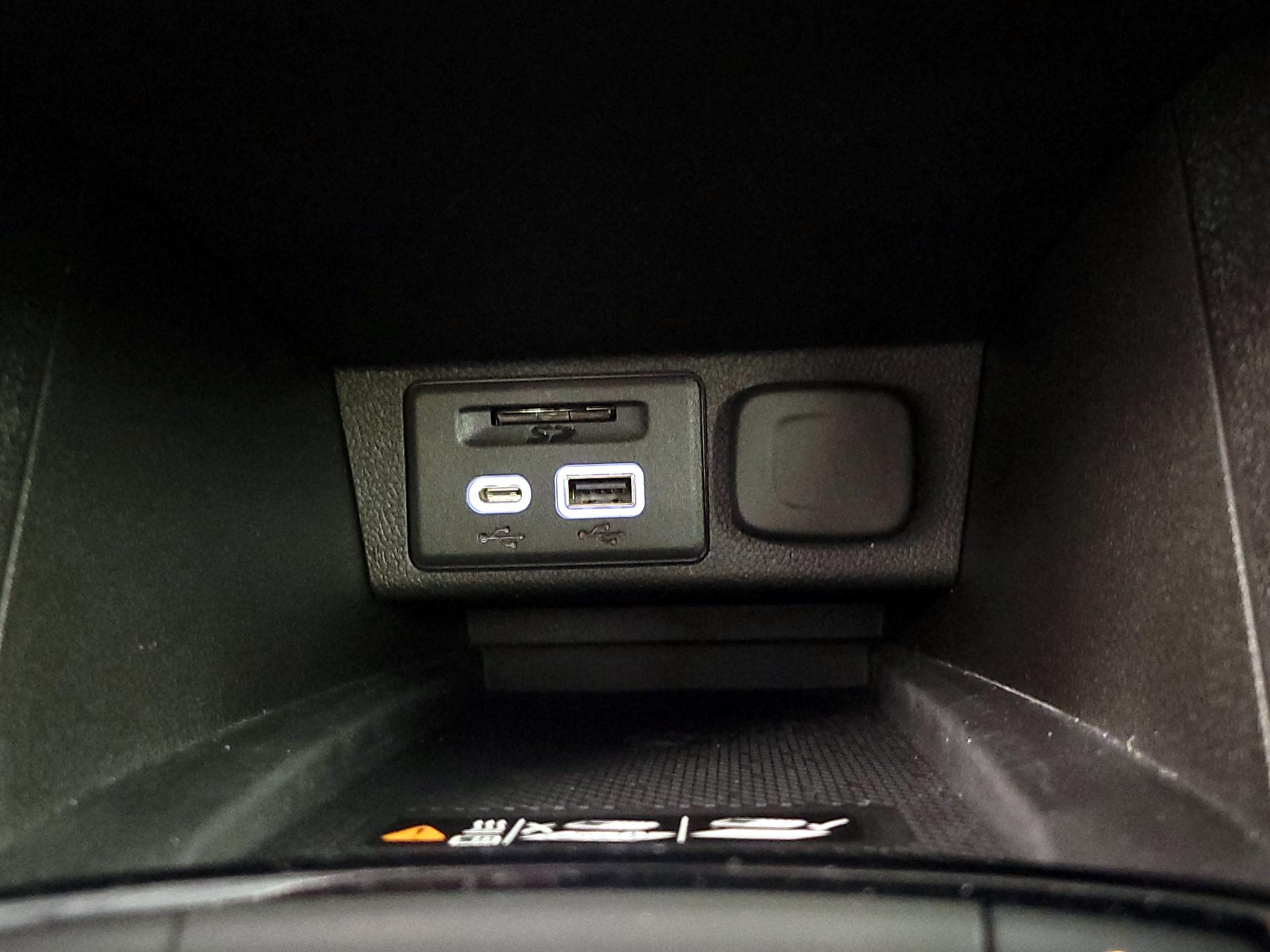 Thumbnail: 2023 Chevrolet Bolt EUV - 19