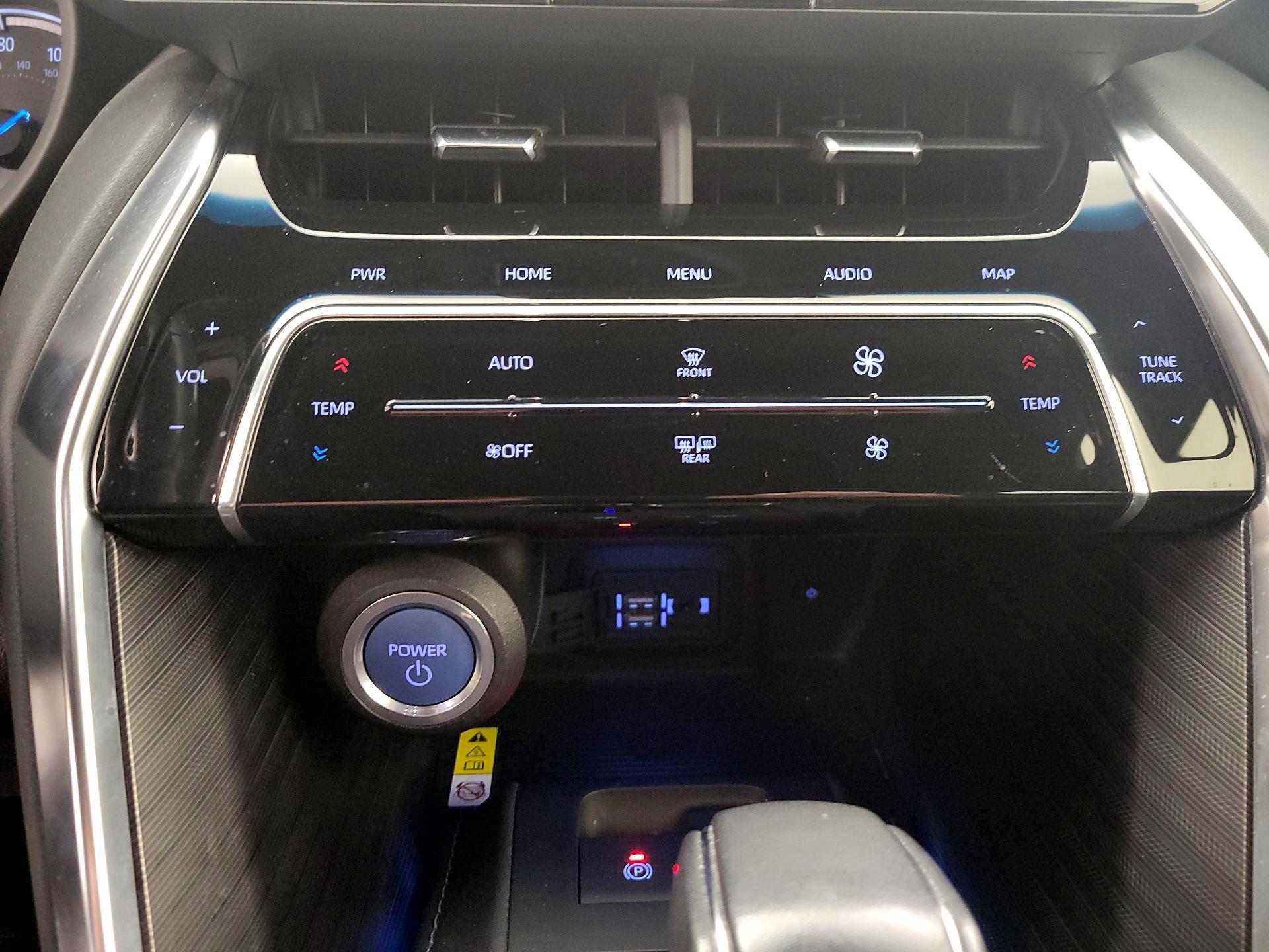 Thumbnail: 2021 Toyota Venza - 16