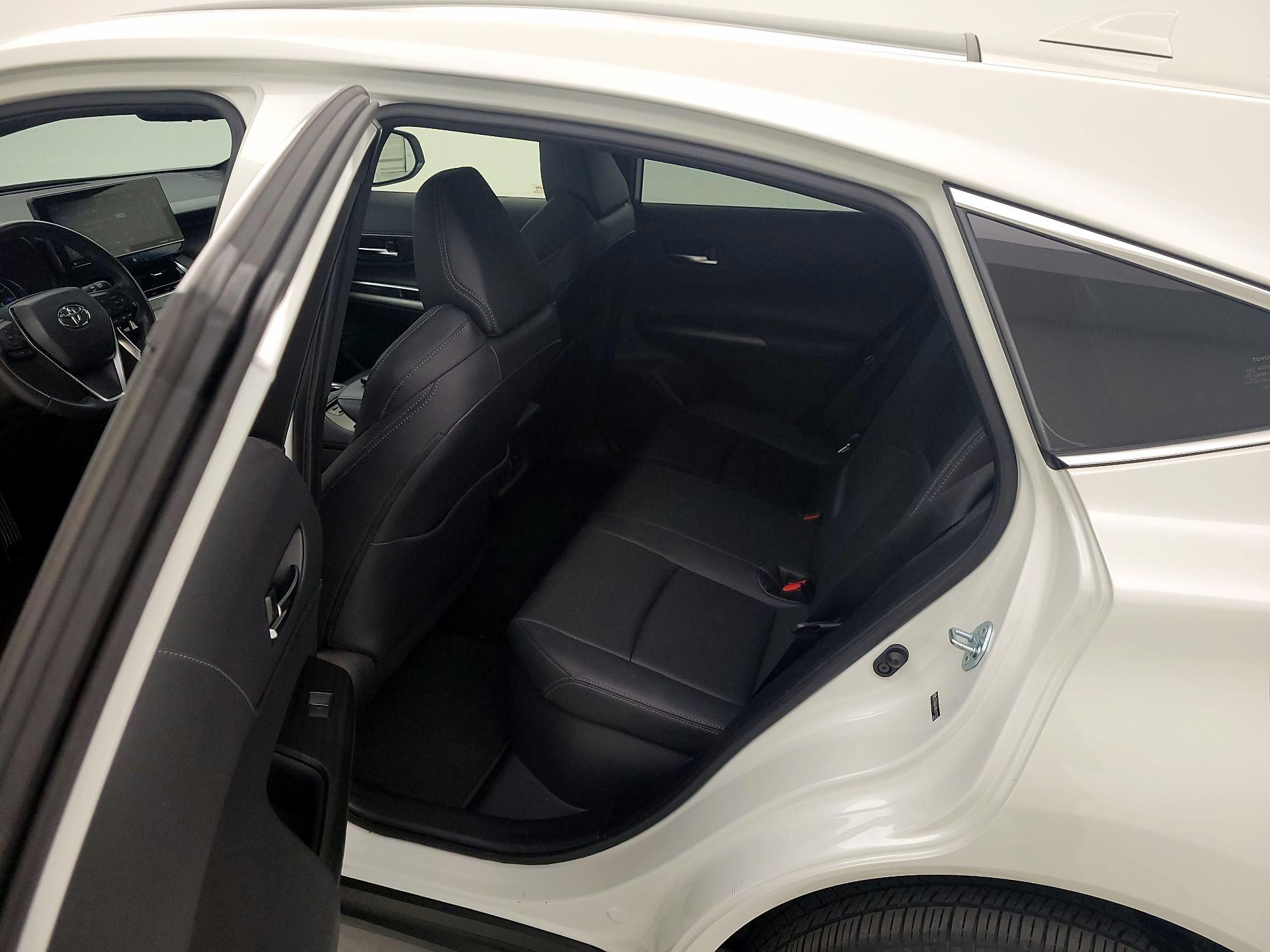 Thumbnail: 2021 Toyota Venza - 20