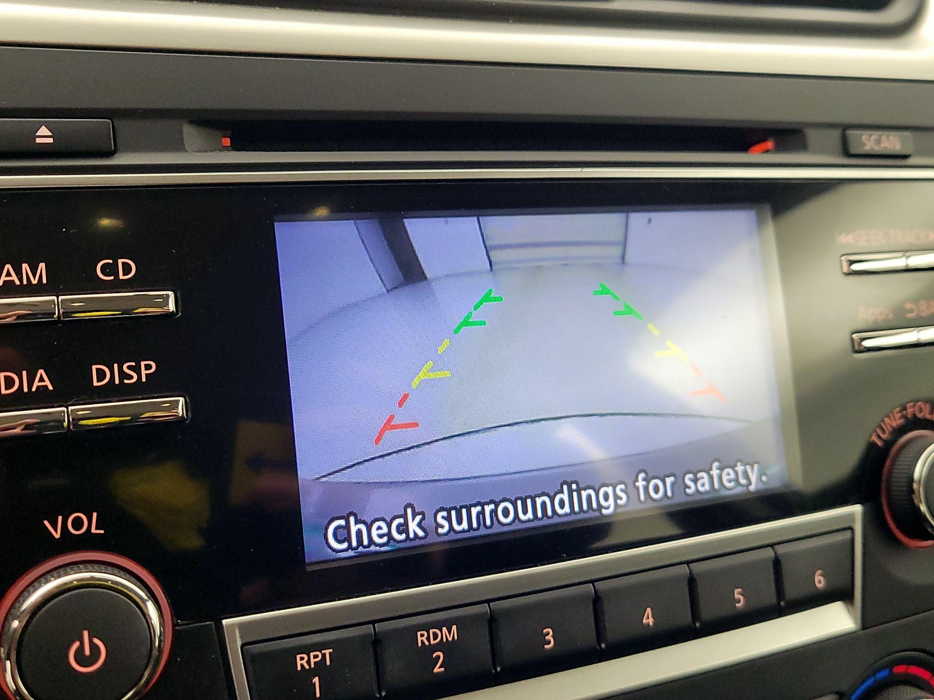 Thumbnail: 2016 Nissan Altima - 14