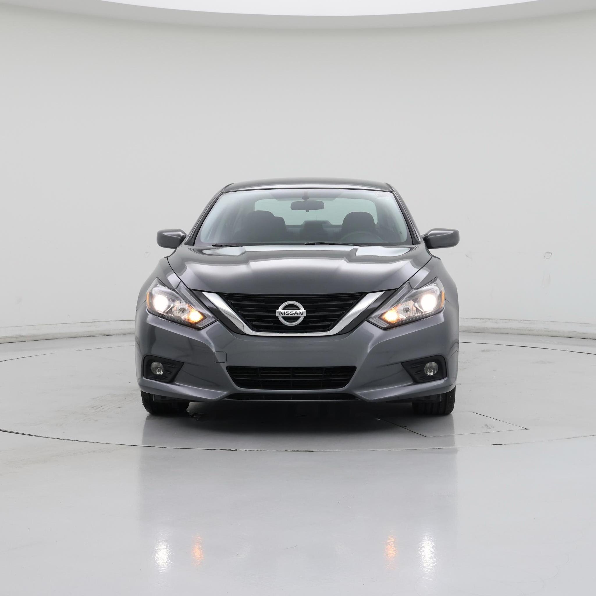 Thumbnail: 2016 Nissan Altima - 5