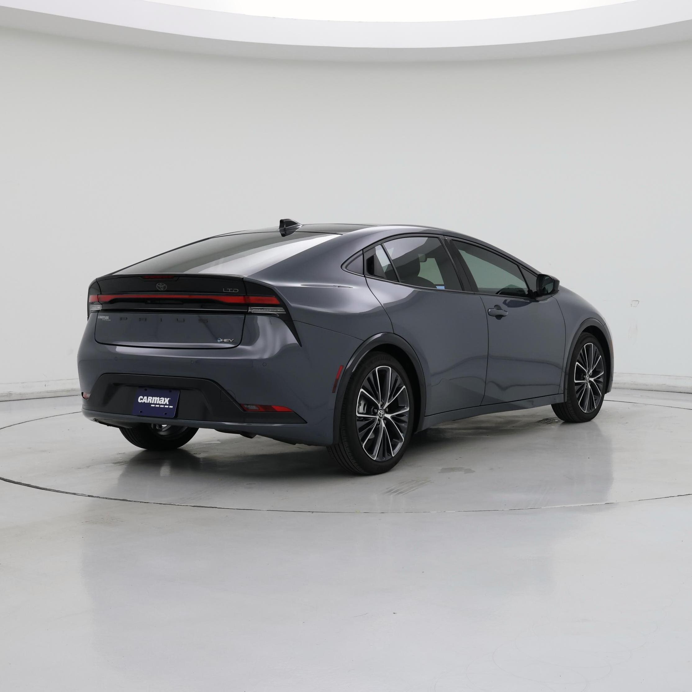 Thumbnail: 2024 Toyota Prius - 8