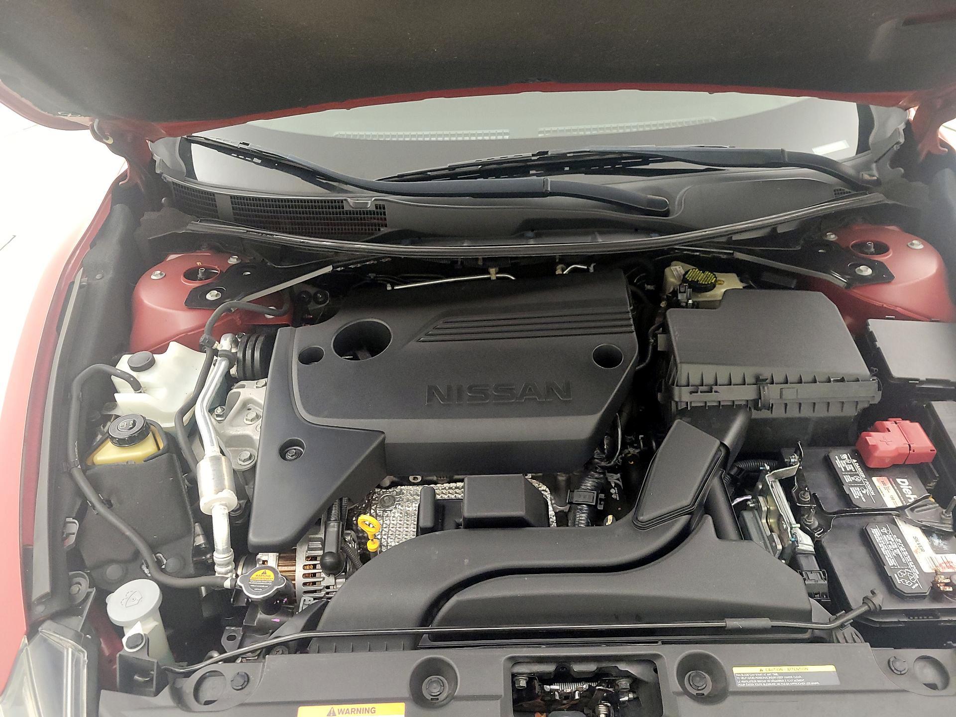 Thumbnail: 2016 Nissan Altima - 20