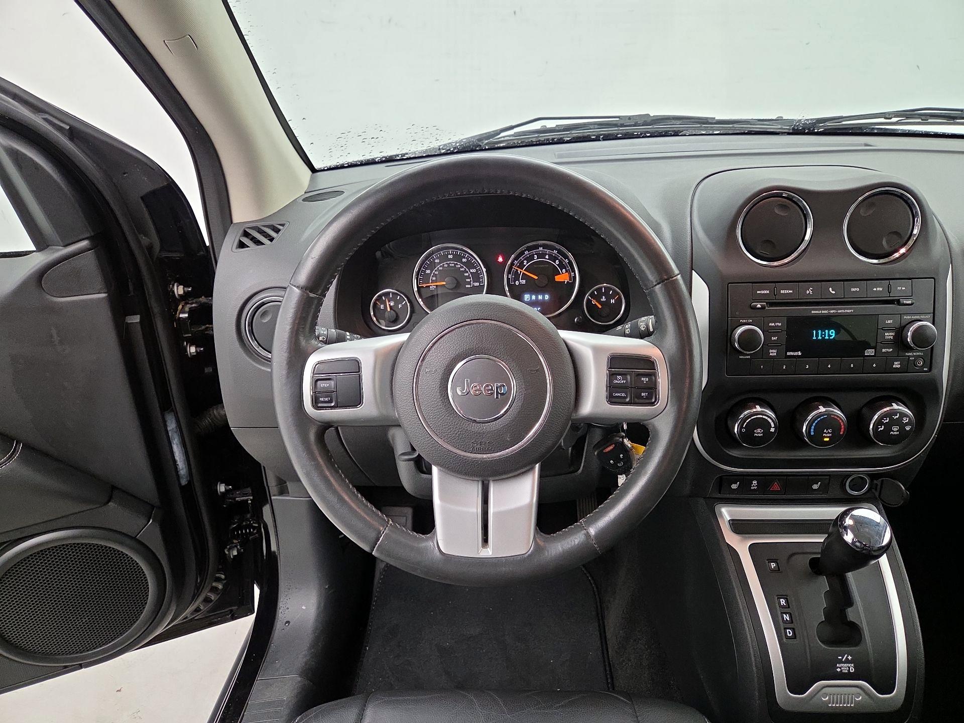 Thumbnail: 2015 Jeep Compass - 10