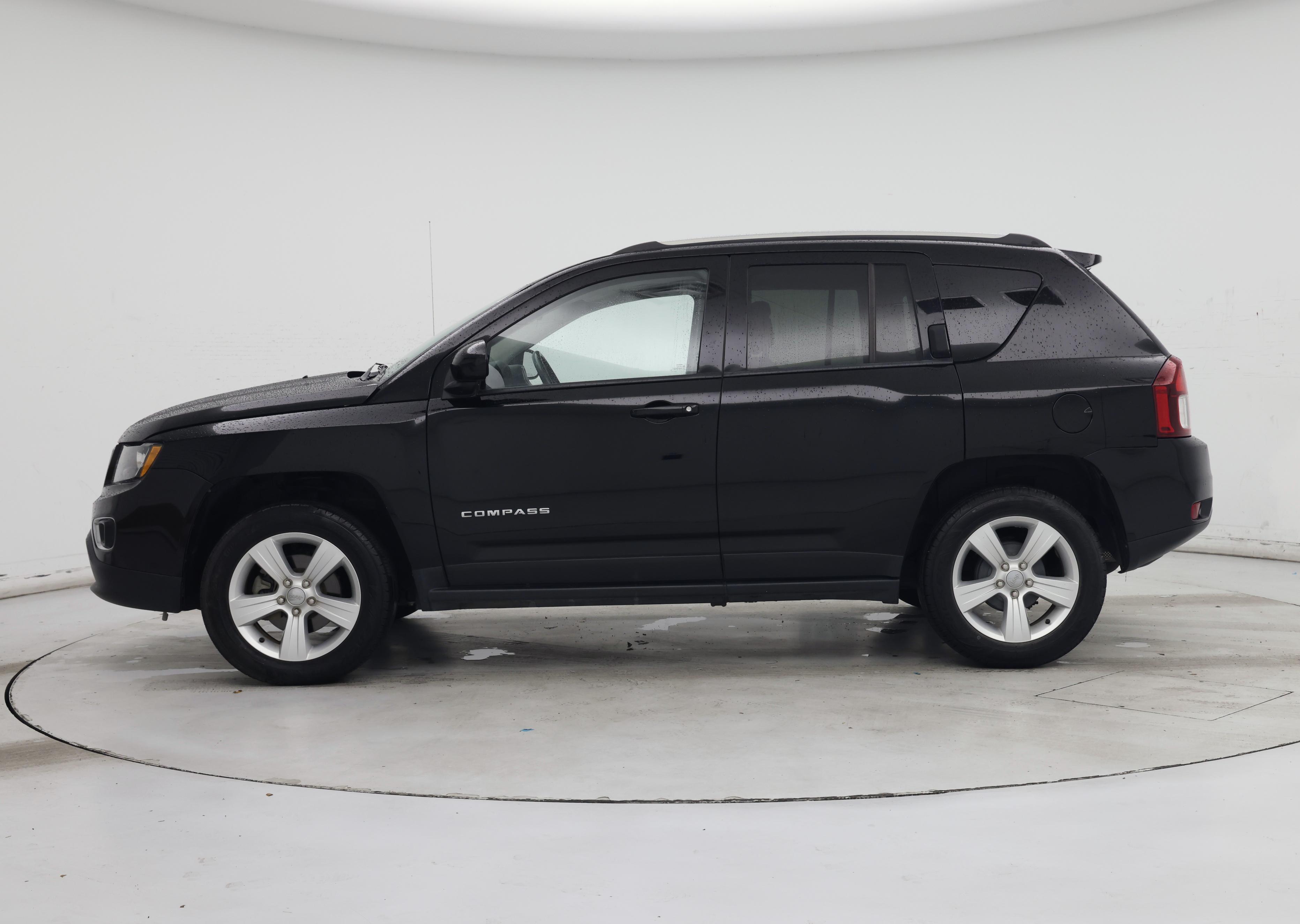 Thumbnail: 2015 Jeep Compass - 3