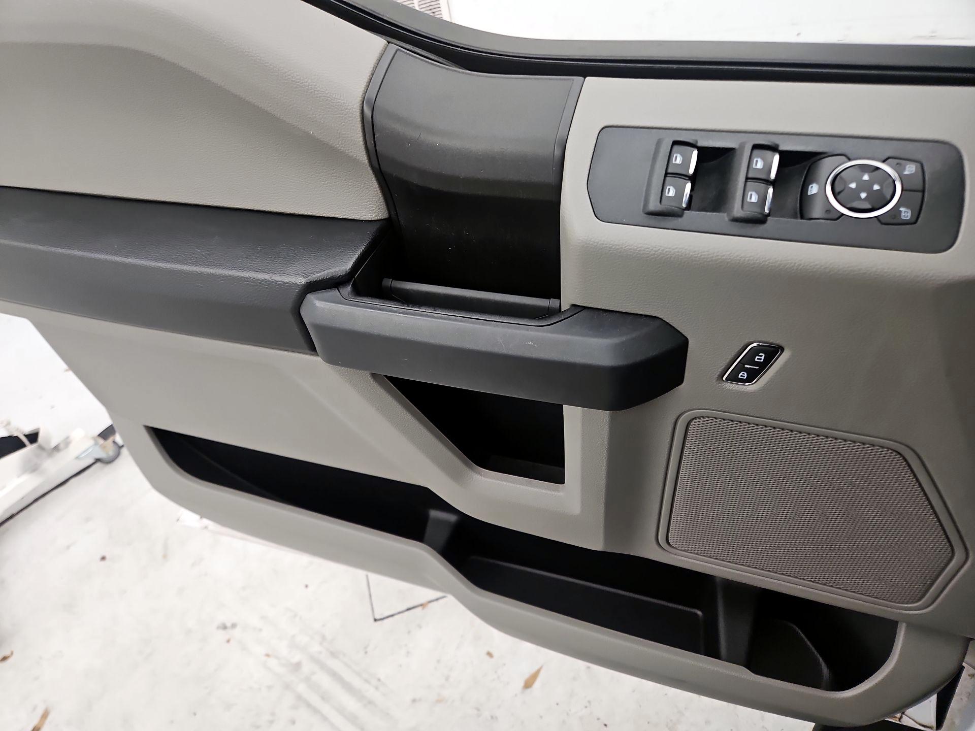 Thumbnail: 2018 Ford F-150 - 12