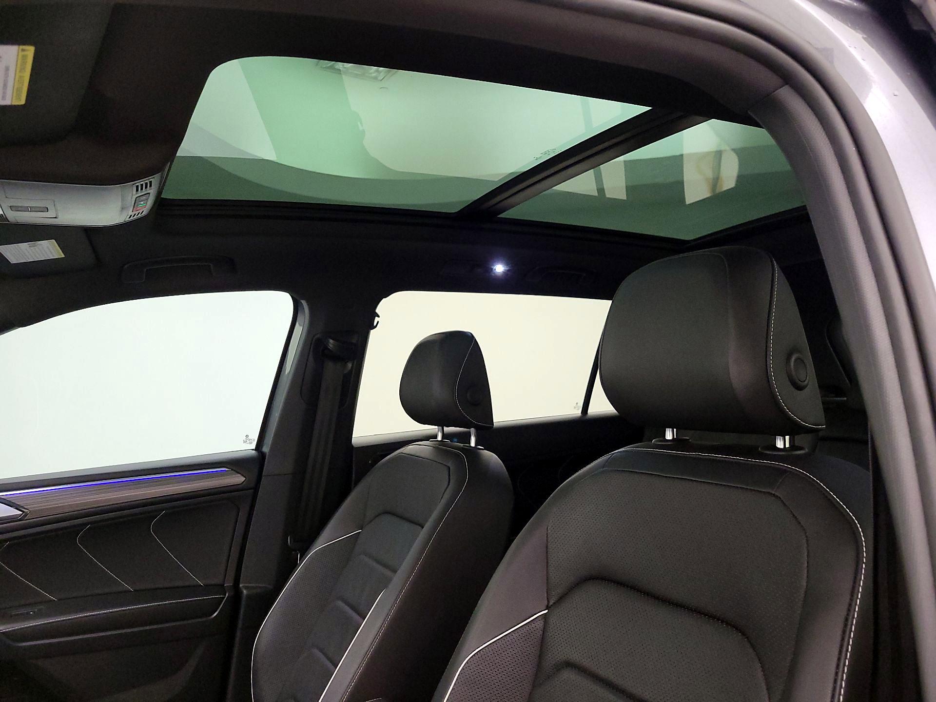 Thumbnail: 2022 Volkswagen Tiguan - 19