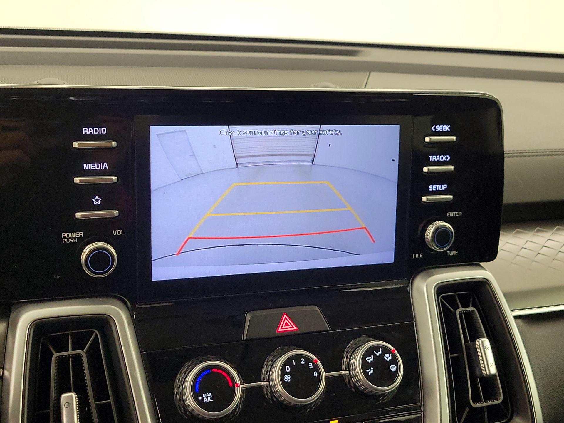 Thumbnail: 2021 Kia Sorento - 14