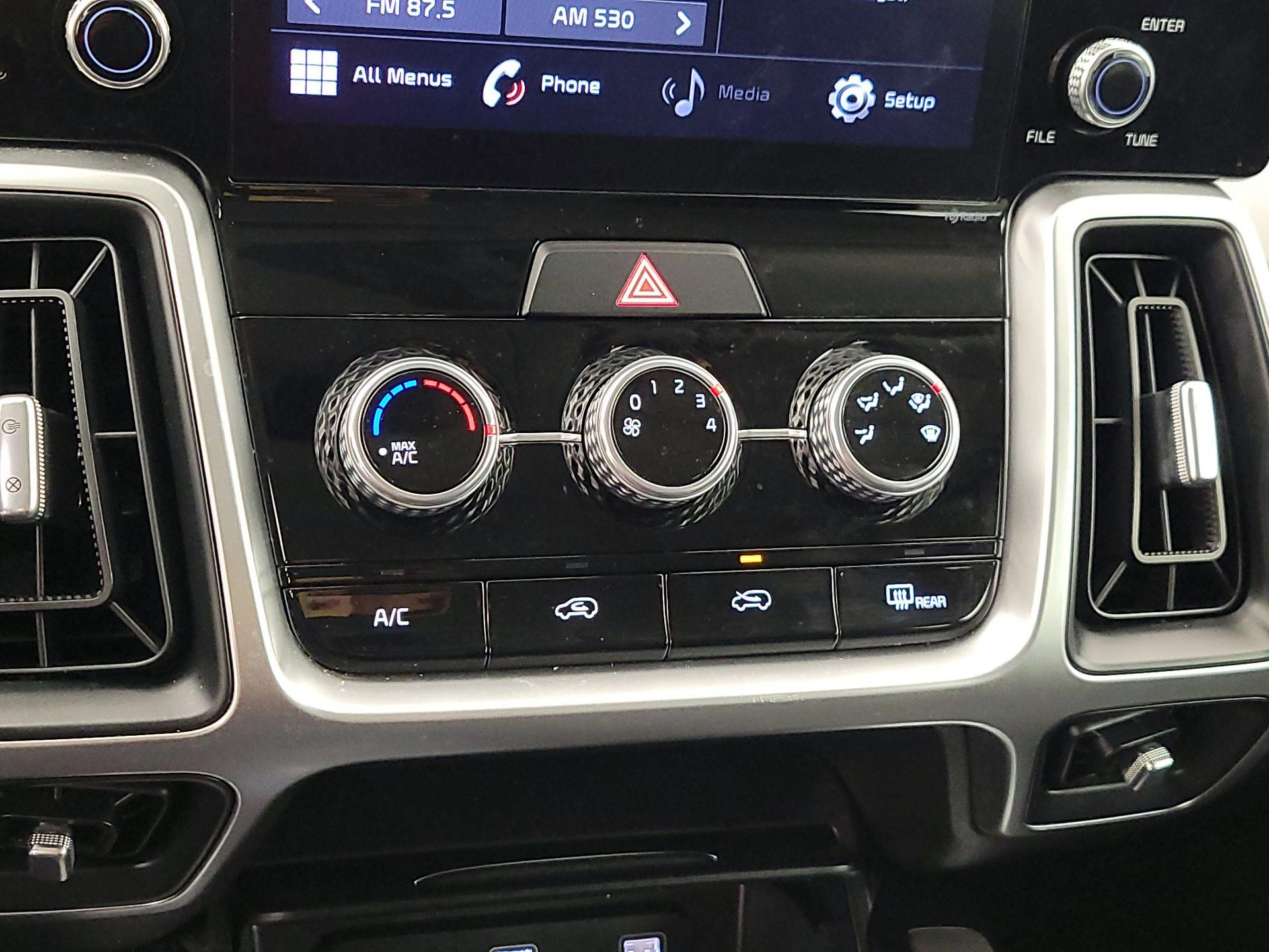 Thumbnail: 2021 Kia Sorento - 16