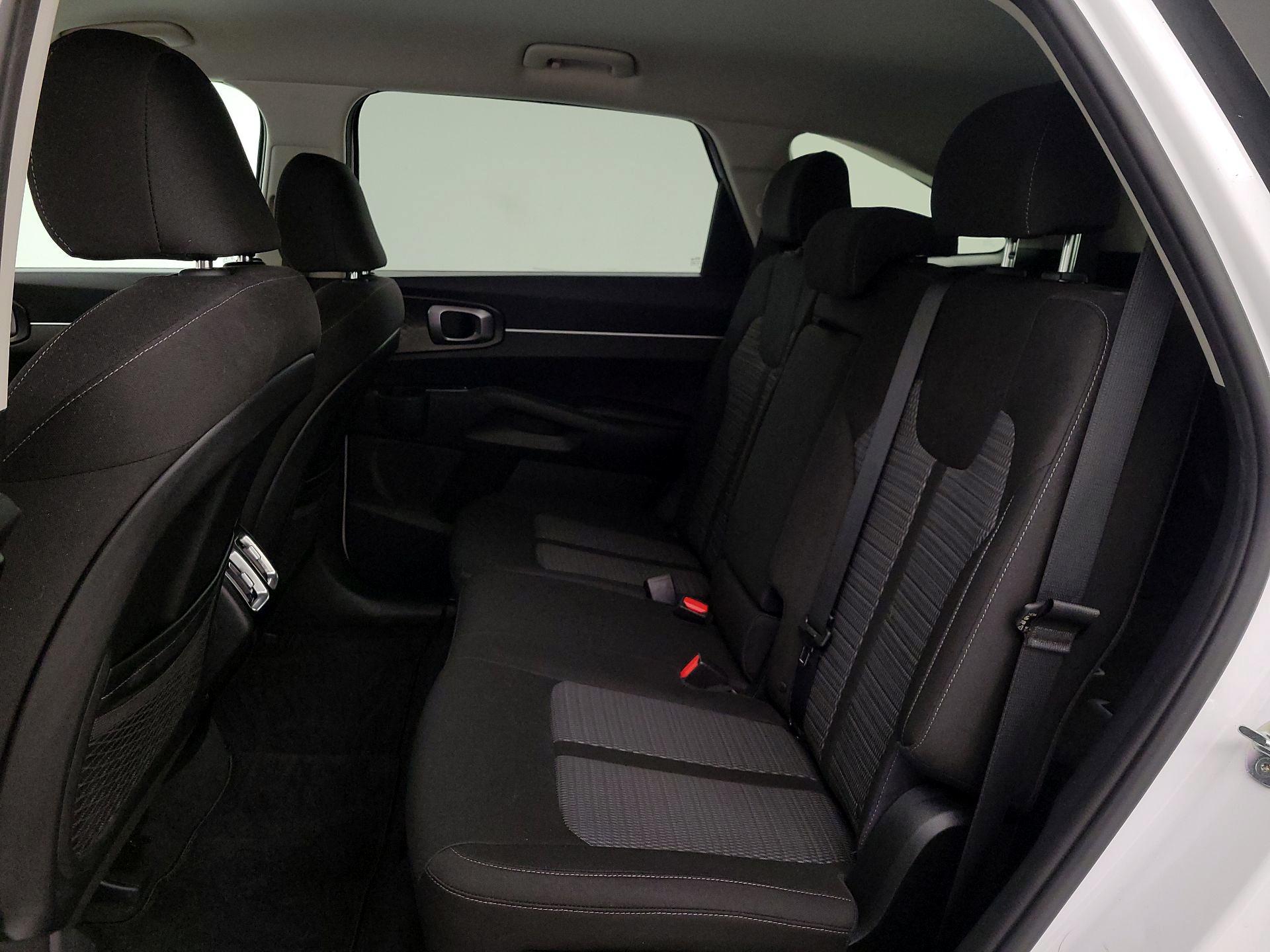 Thumbnail: 2021 Kia Sorento - 19