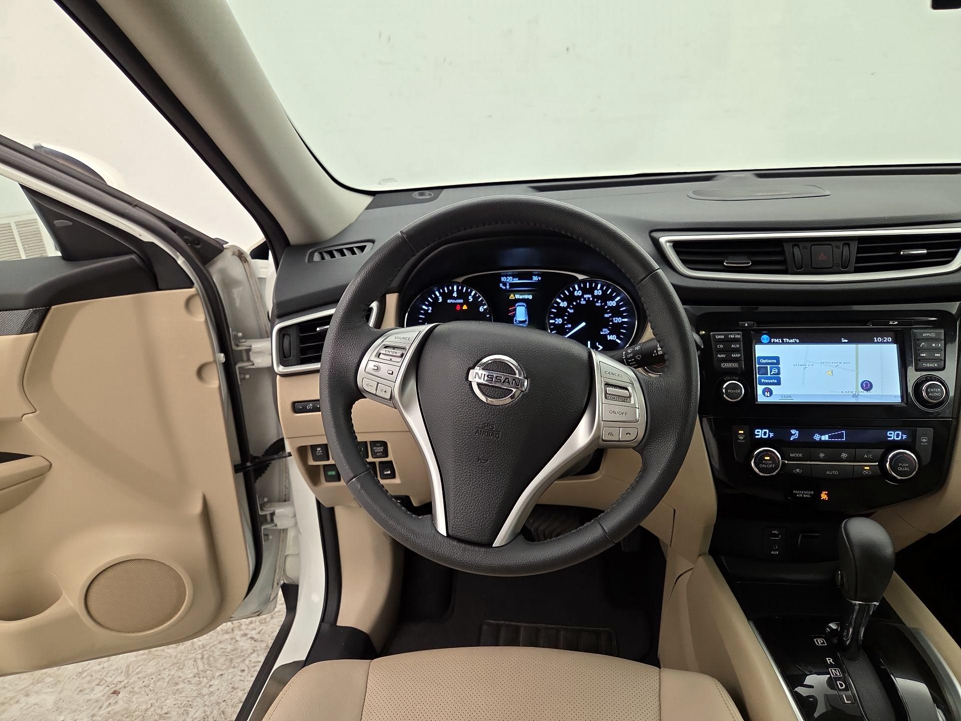 Thumbnail: 2016 Nissan Rogue - 10