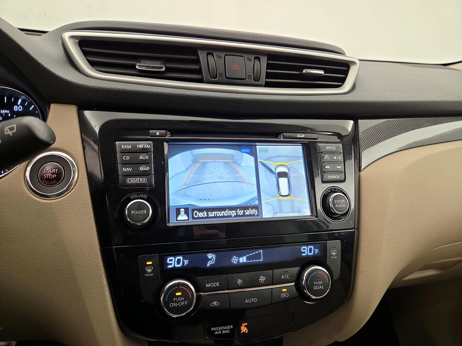 Thumbnail: 2016 Nissan Rogue - 15