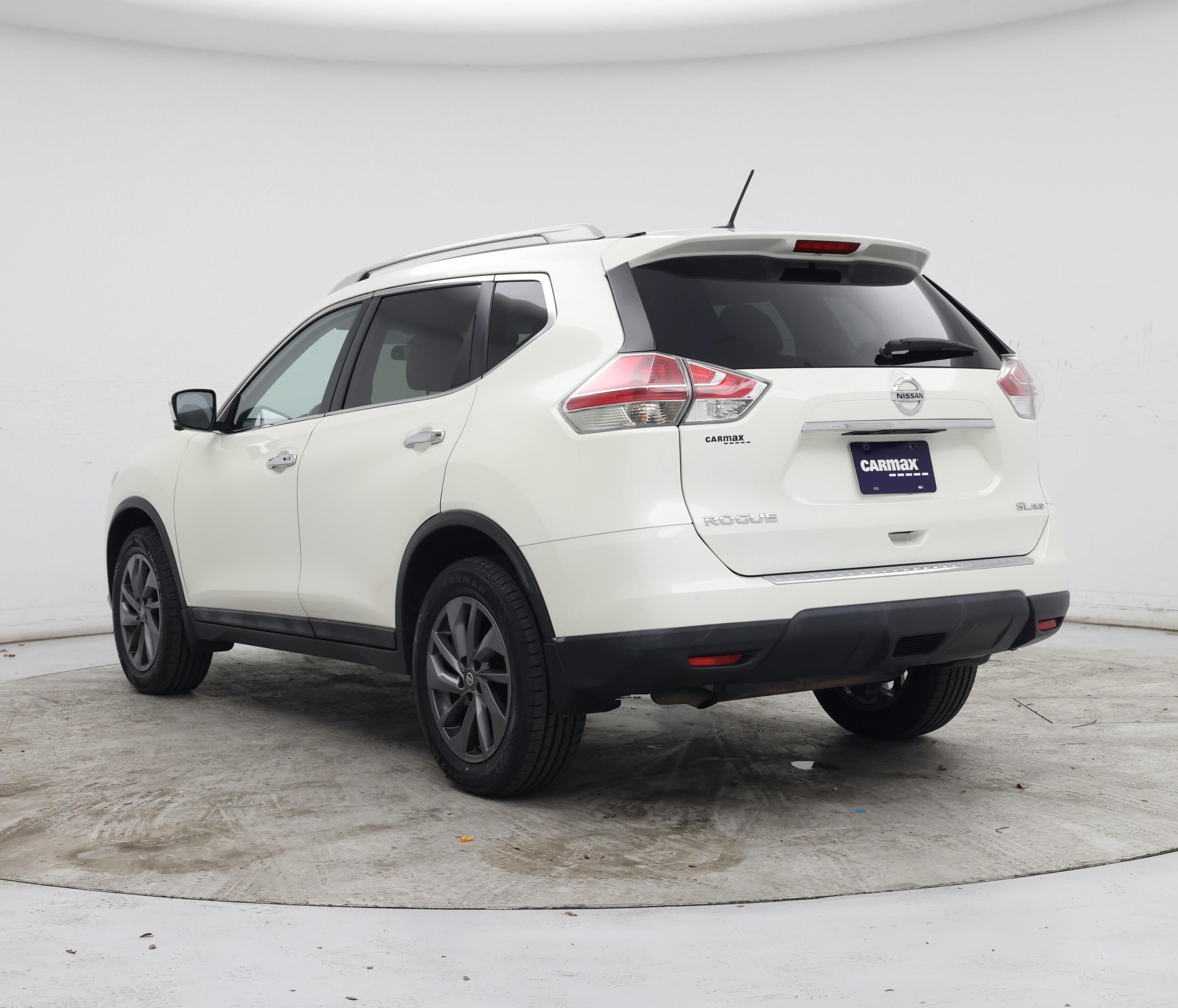 Thumbnail: 2016 Nissan Rogue - 2