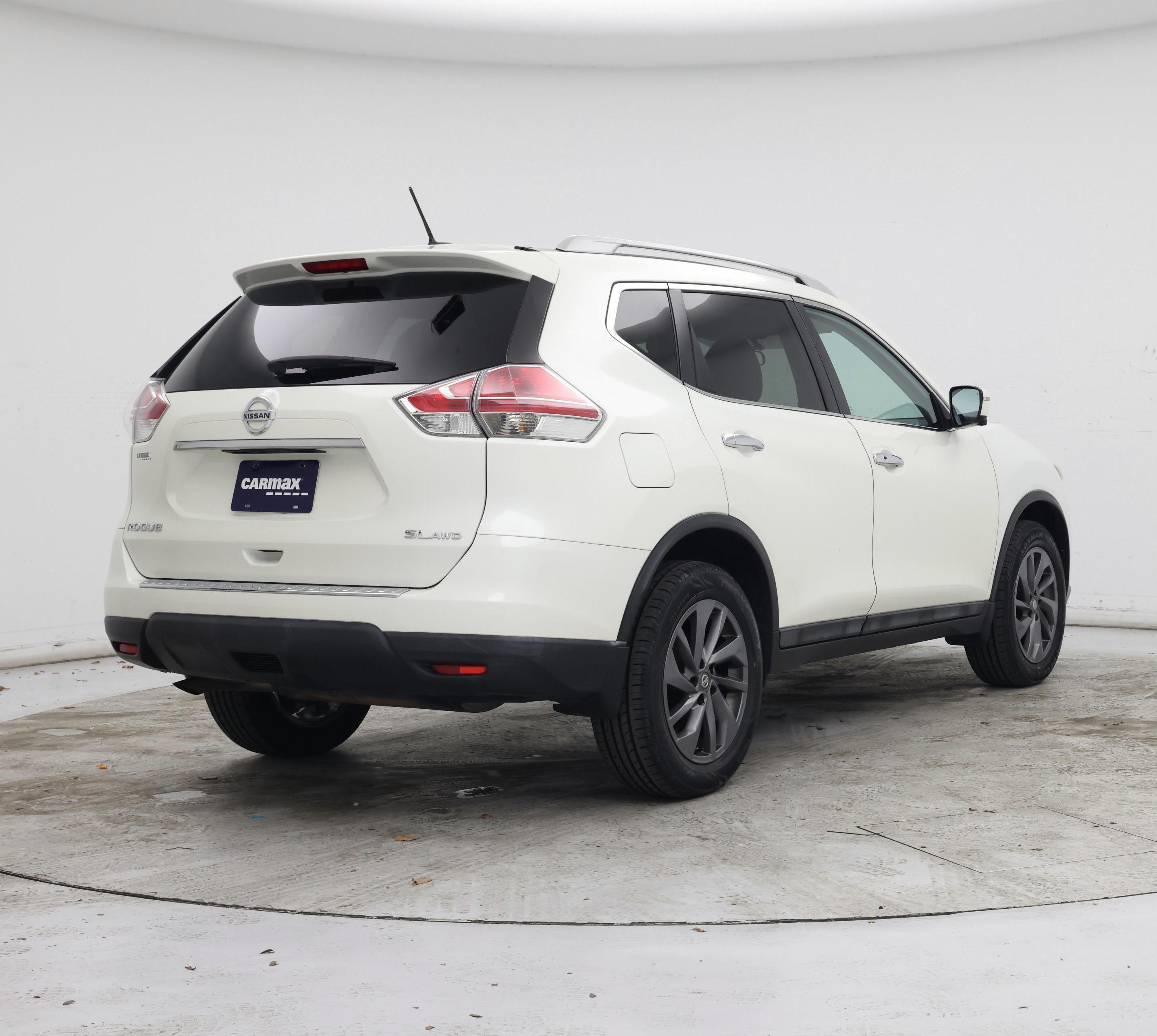 Thumbnail: 2016 Nissan Rogue - 8