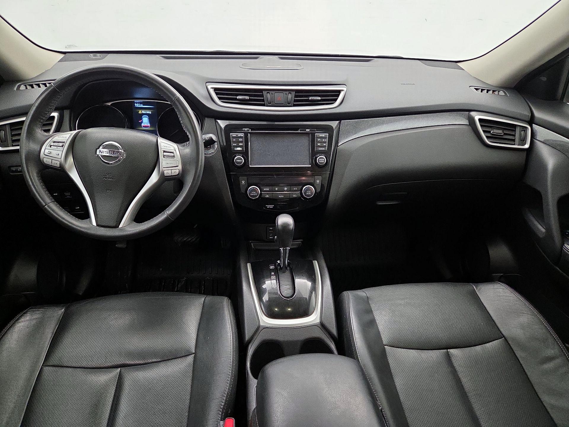 Thumbnail: 2015 Nissan Rogue - 9