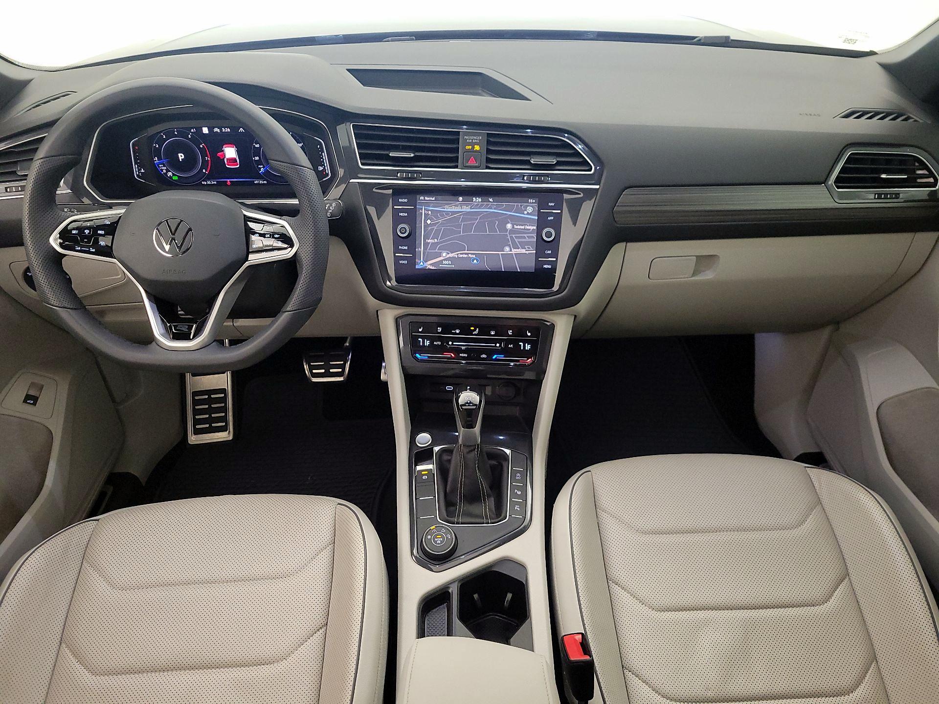 Thumbnail: 2022 Volkswagen Tiguan - 9