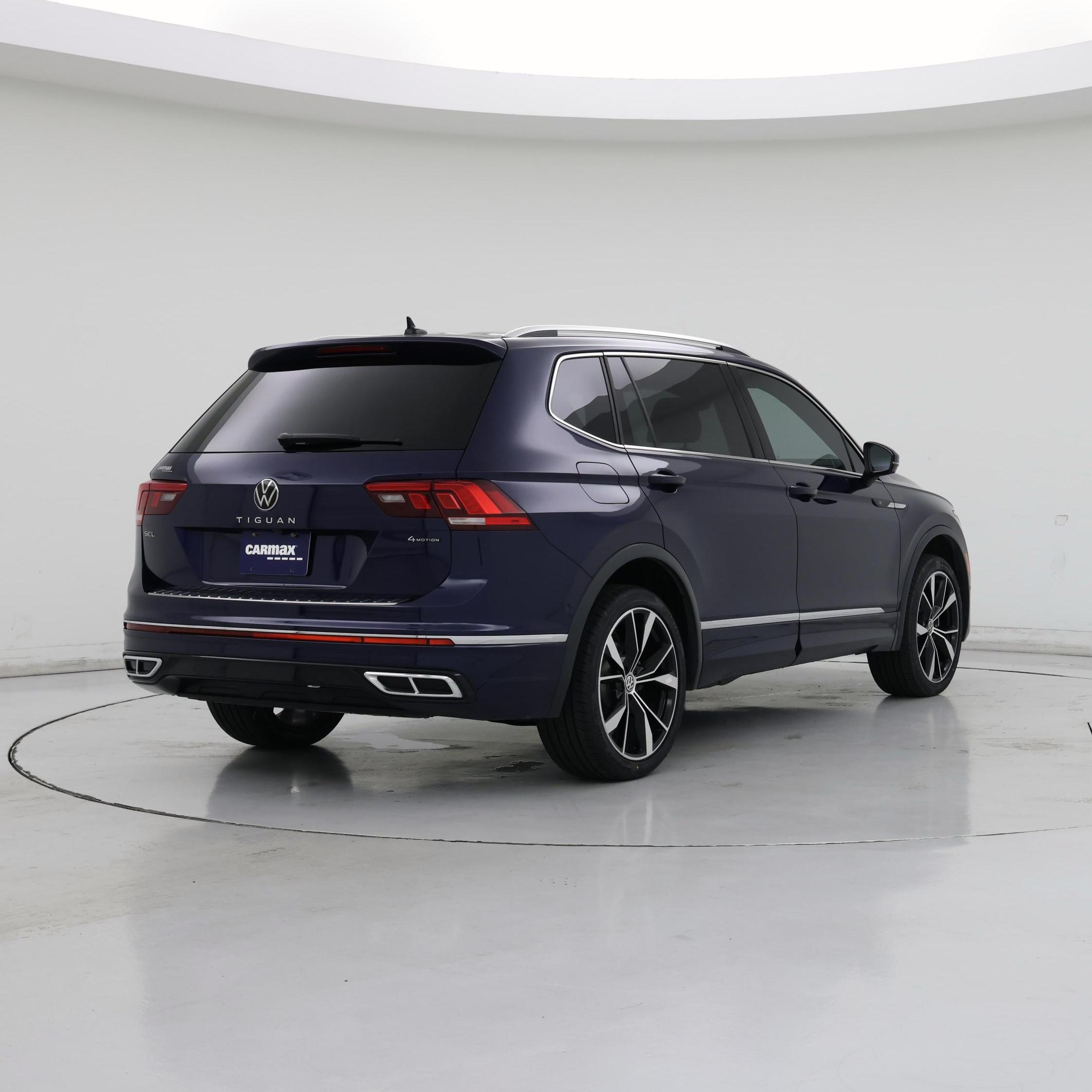 Thumbnail: 2022 Volkswagen Tiguan - 8