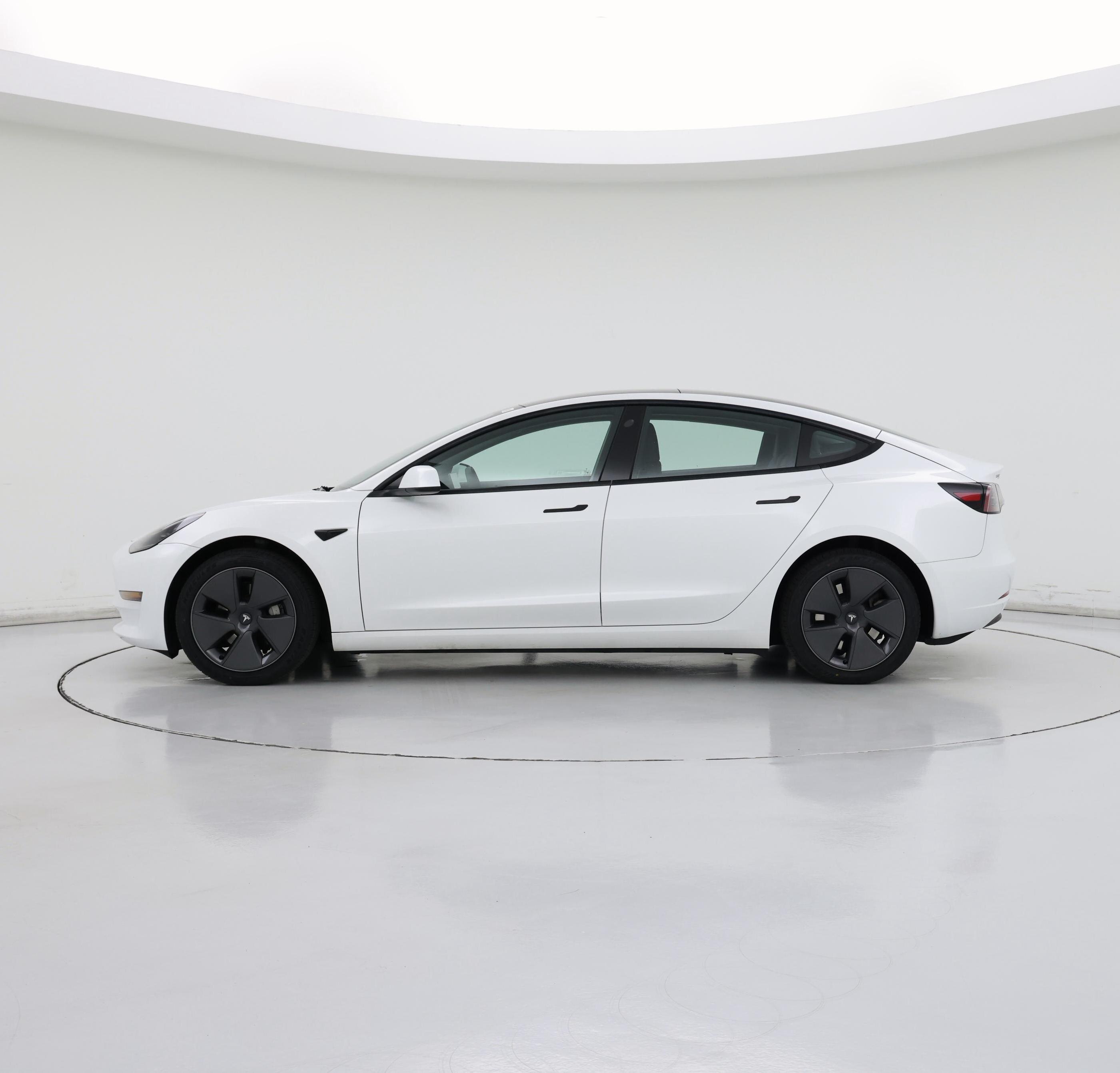 Thumbnail: 2023 Tesla Model 3 - 3