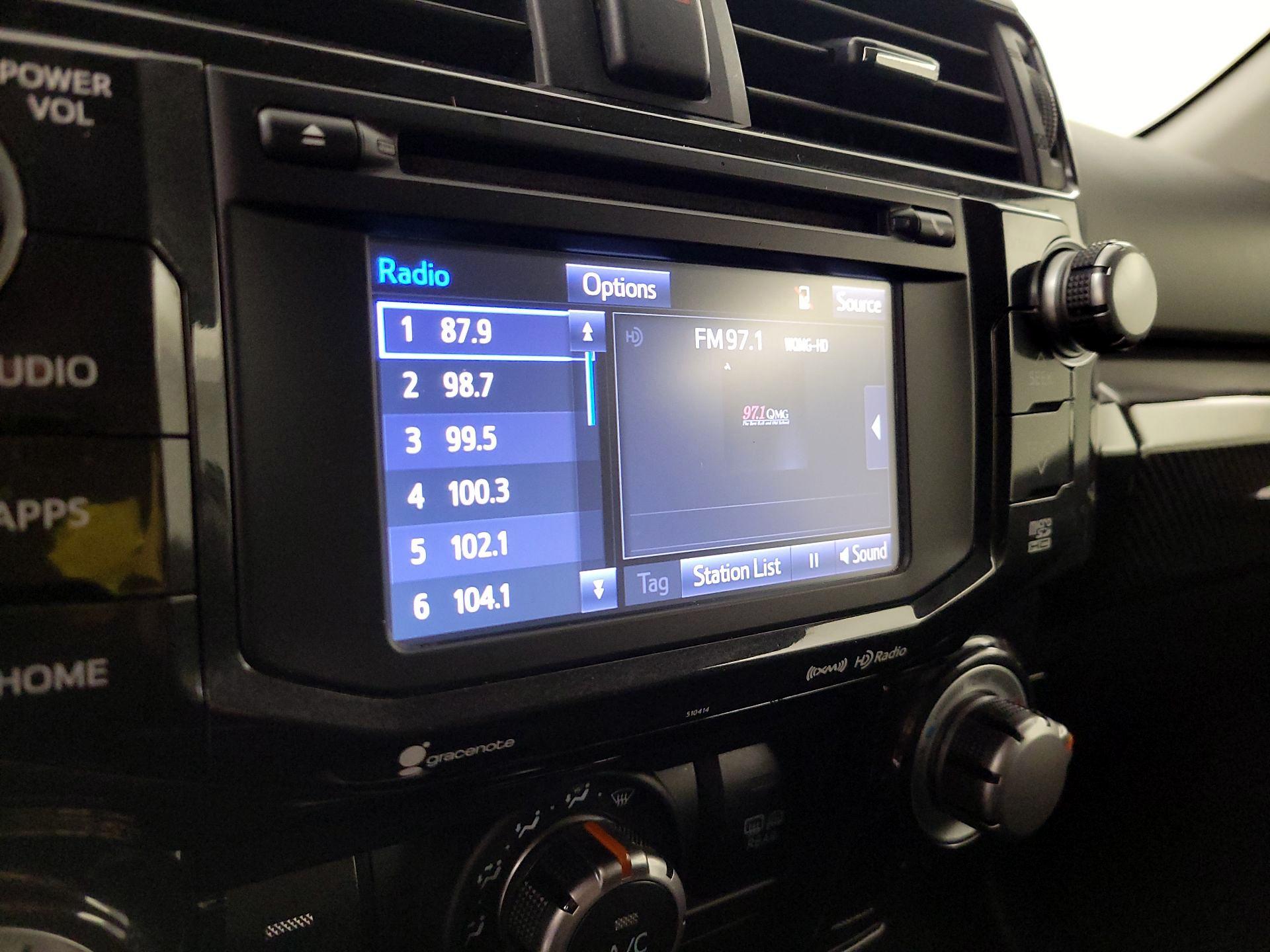 Thumbnail: 2019 Toyota 4Runner - 14