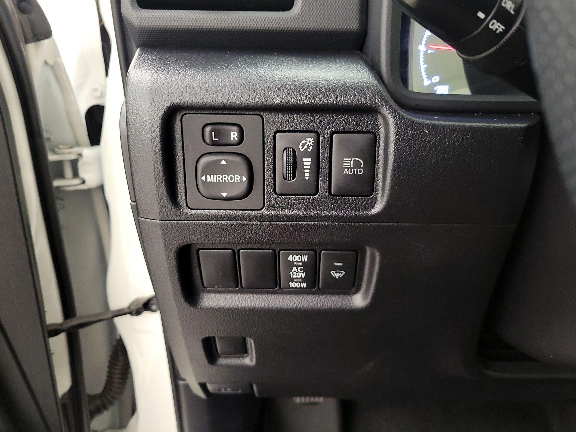 Thumbnail: 2023 Toyota 4Runner - 13