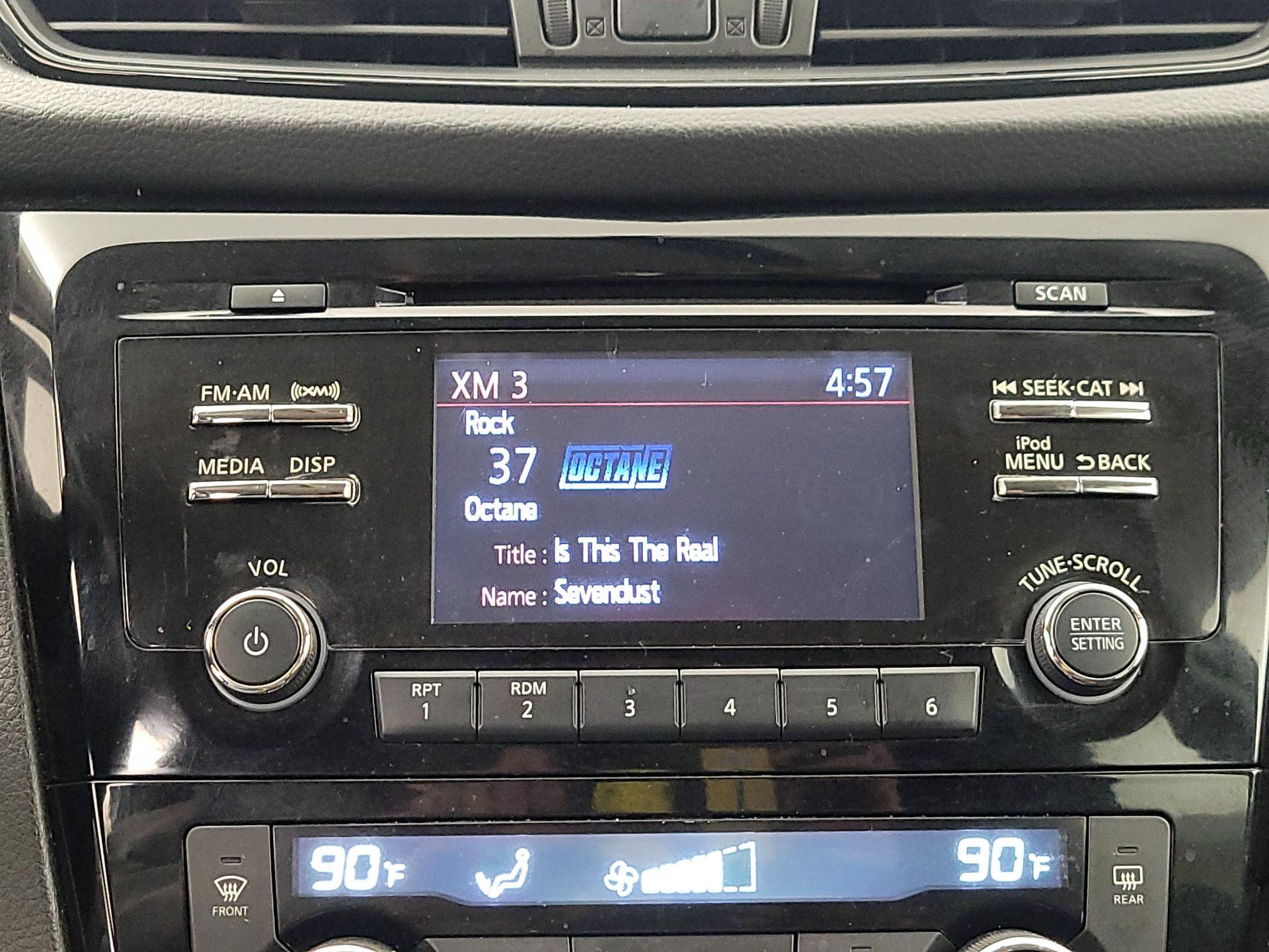 Thumbnail: 2017 Nissan Rogue - 15