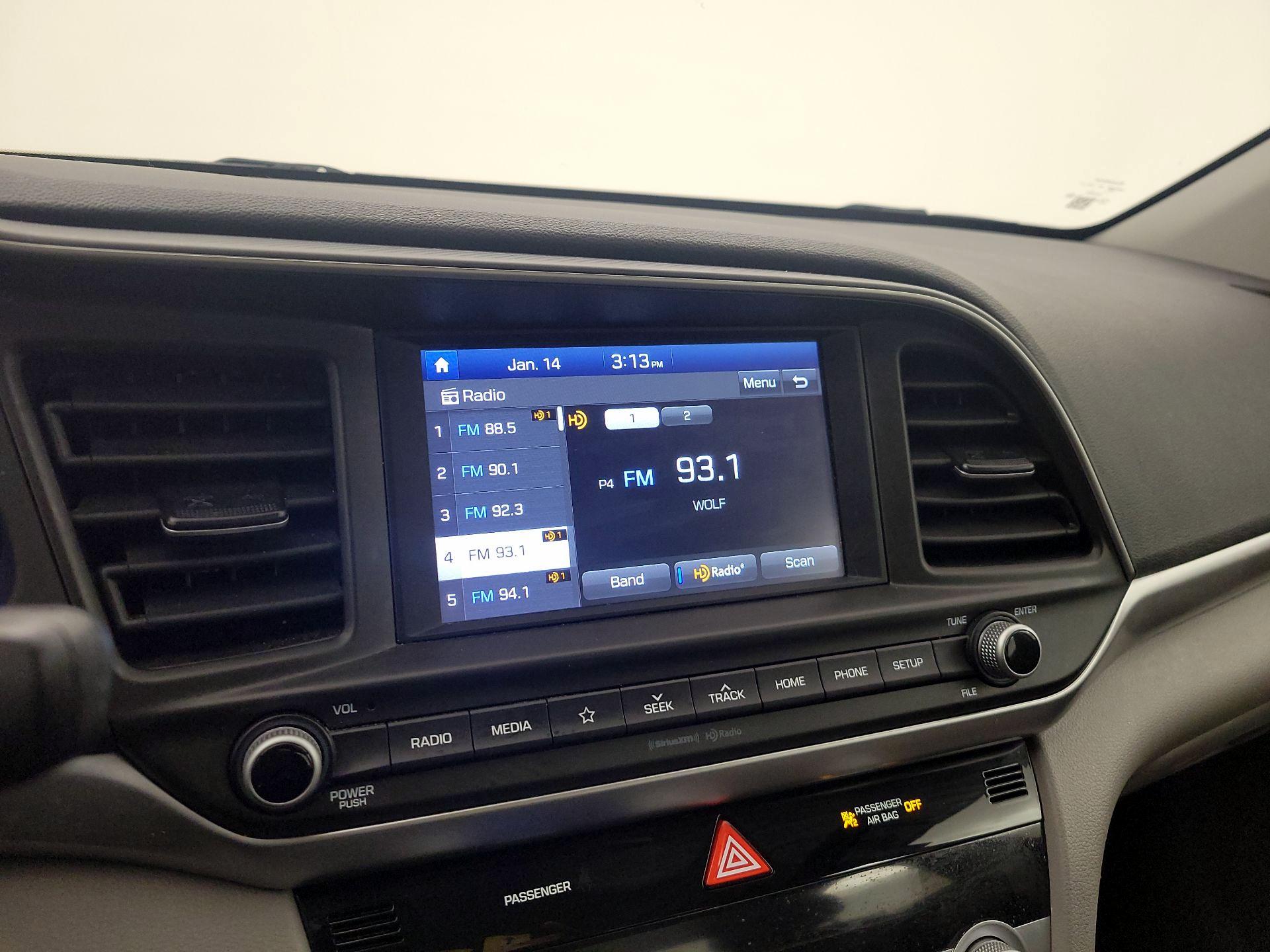 Thumbnail: 2020 Hyundai Elantra - 15