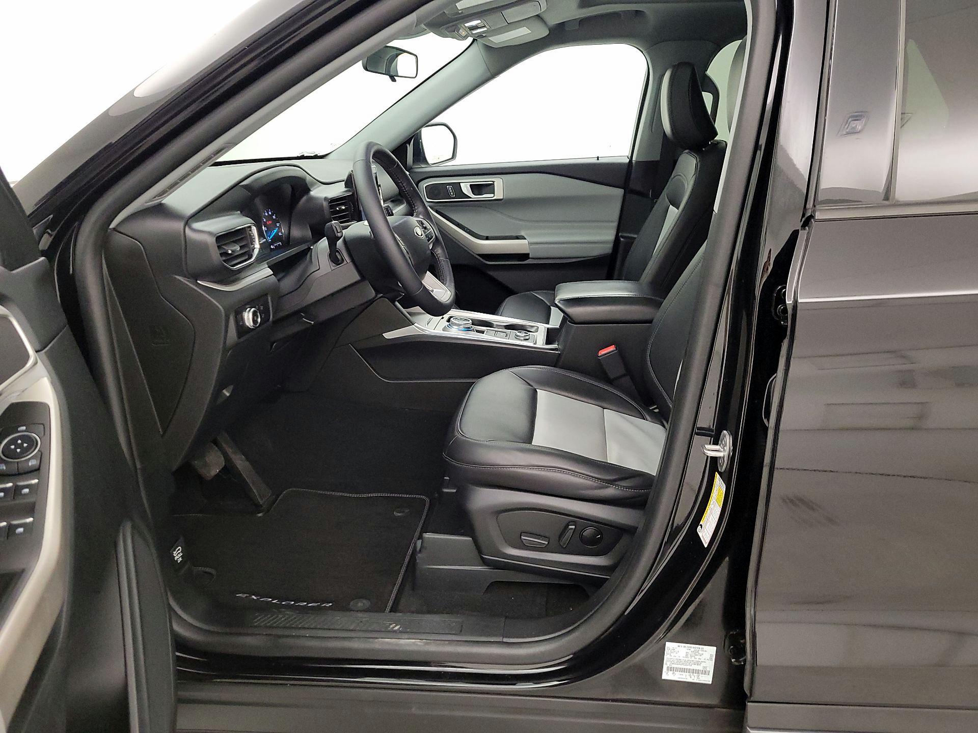 Thumbnail: 2023 Ford Explorer - 11