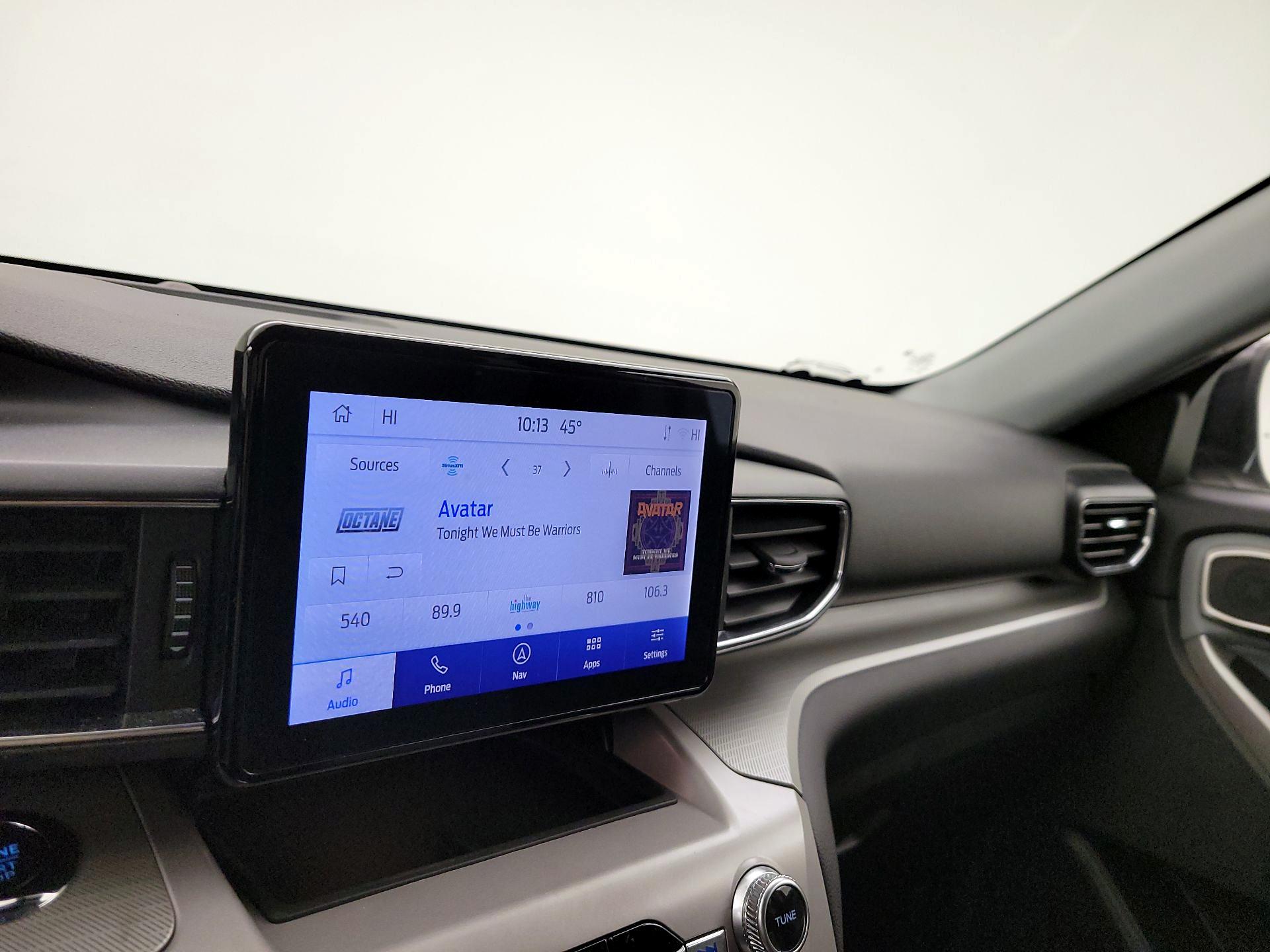 Thumbnail: 2023 Ford Explorer - 16