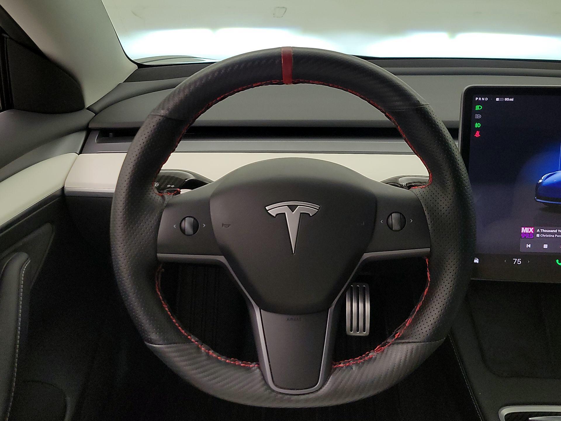 Thumbnail: 2023 Tesla Model 3 - 10