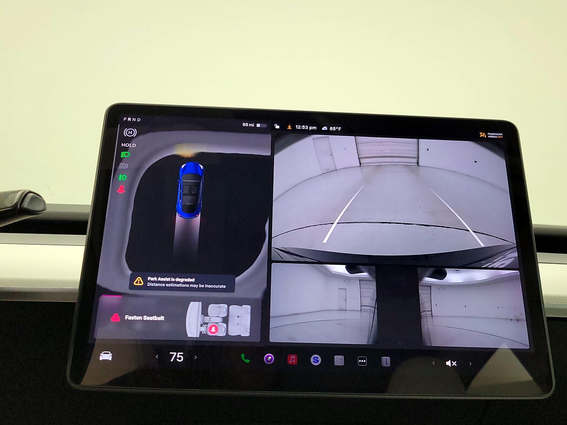 Thumbnail: 2023 Tesla Model 3 - 14