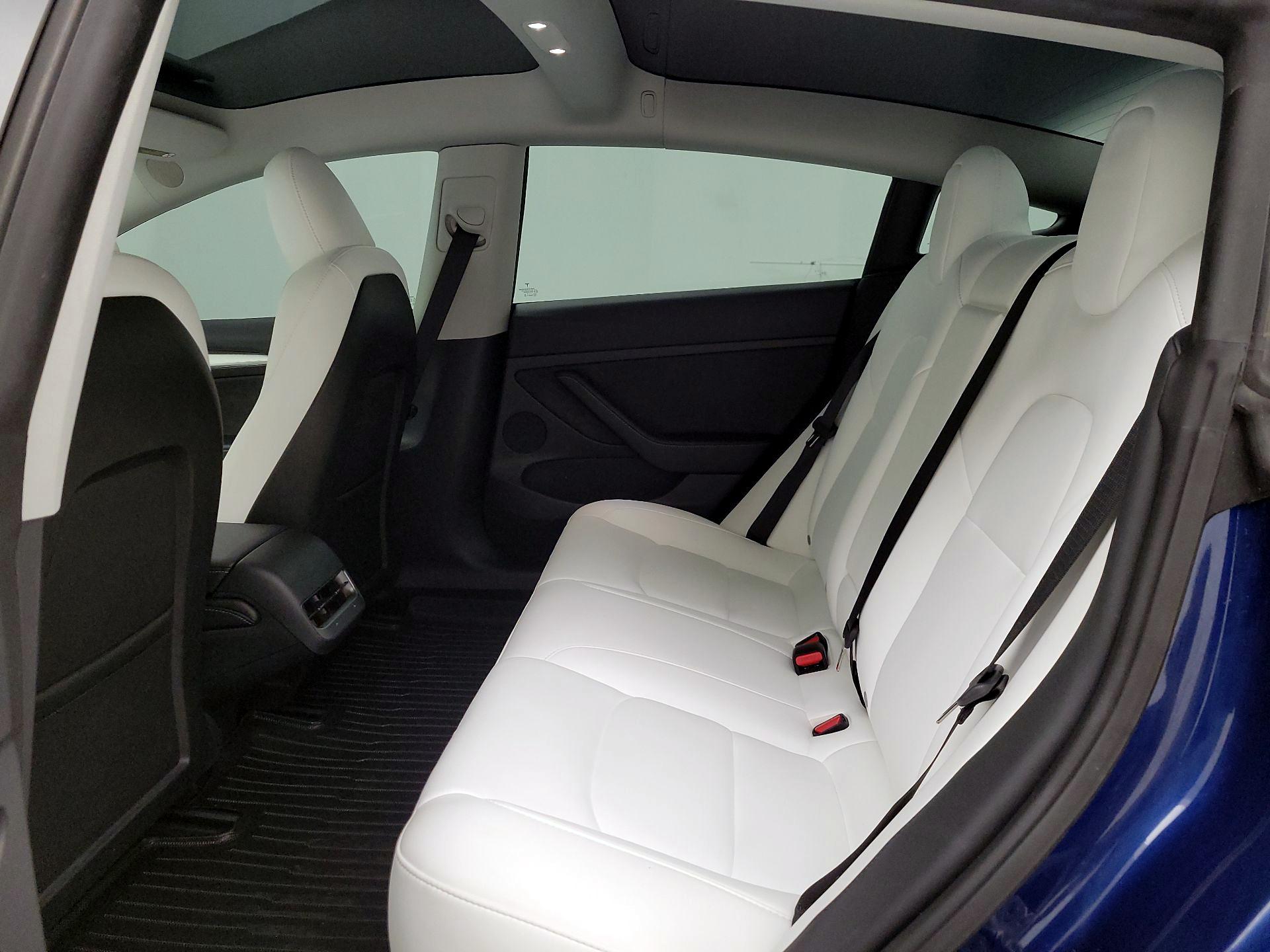 Thumbnail: 2023 Tesla Model 3 - 20