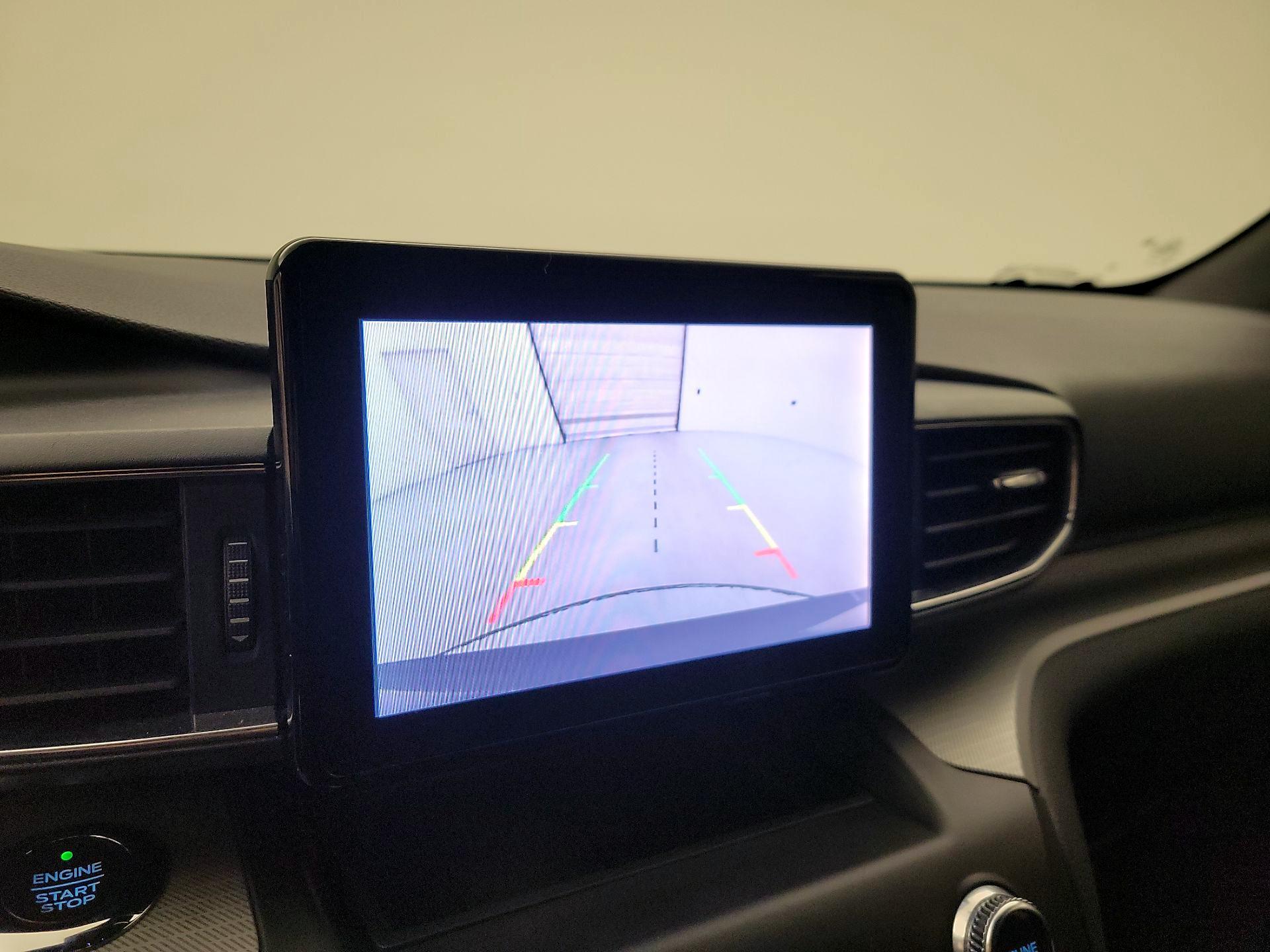 Thumbnail: 2020 Ford Explorer - 14