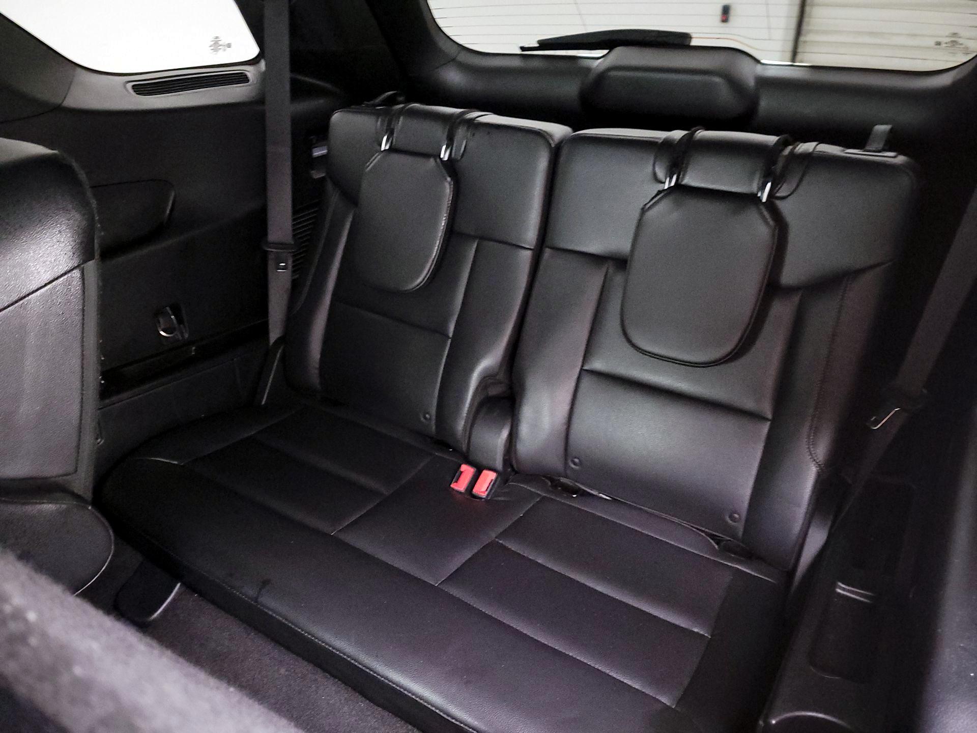 Thumbnail: 2020 Ford Explorer - 20