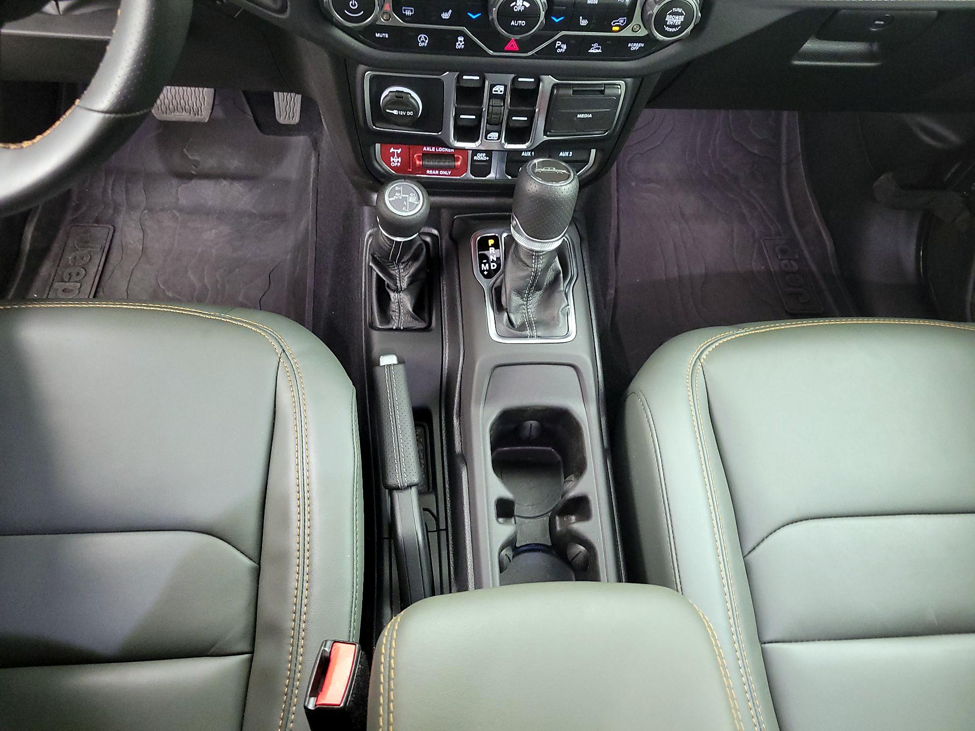 Thumbnail: 2025 Jeep Gladiator - 18