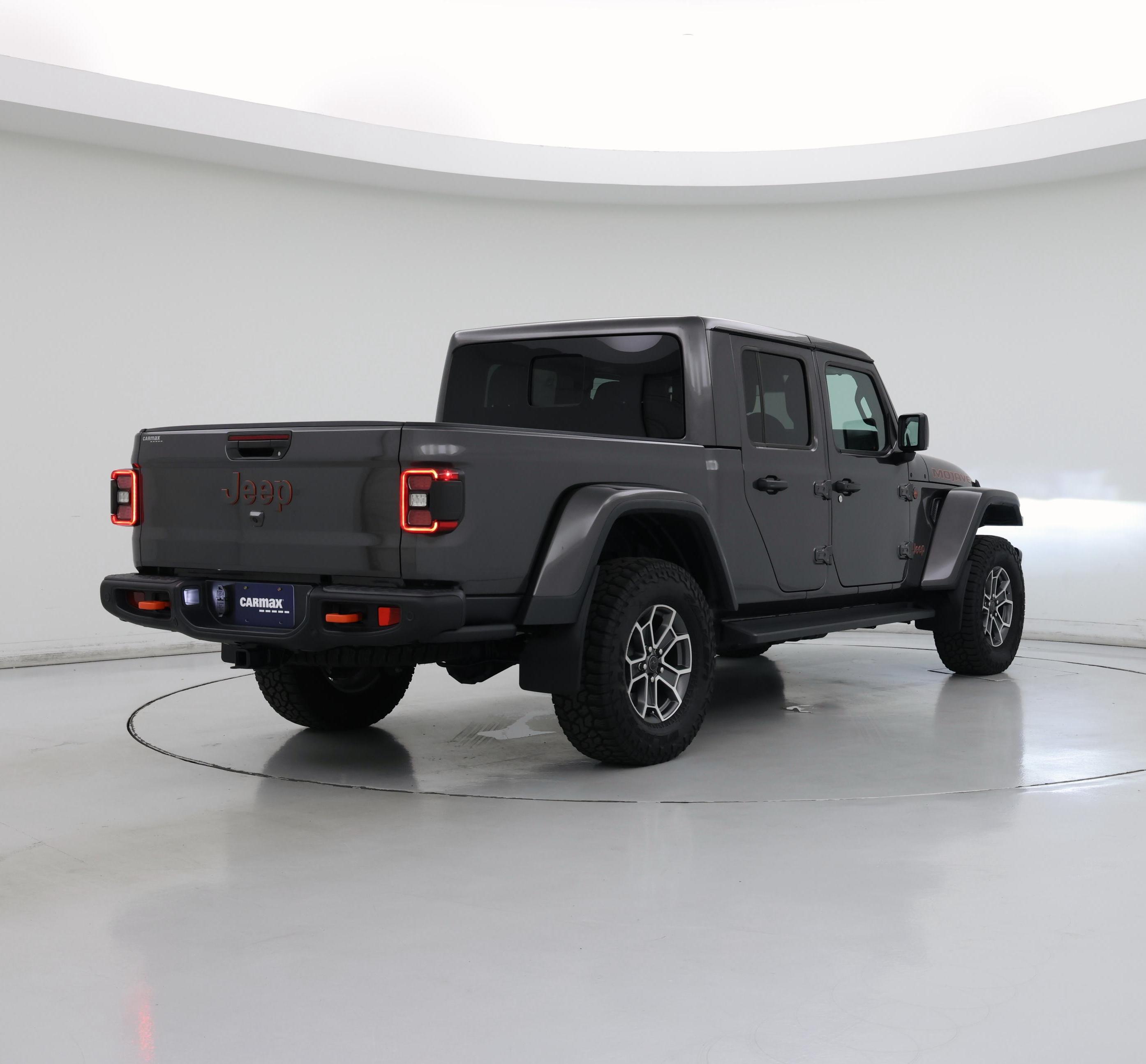 Thumbnail: 2025 Jeep Gladiator - 8