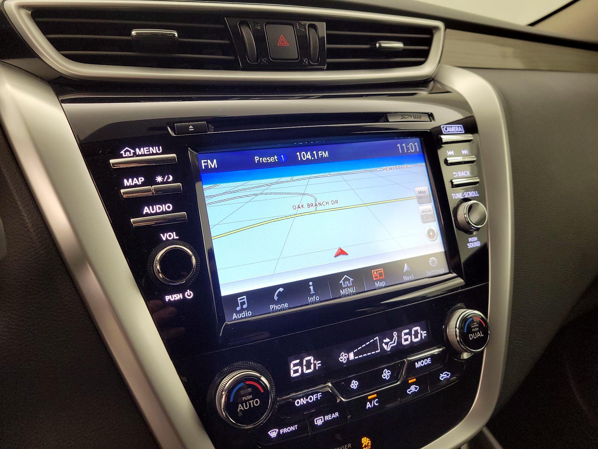 Thumbnail: 2015 Nissan Murano - 14