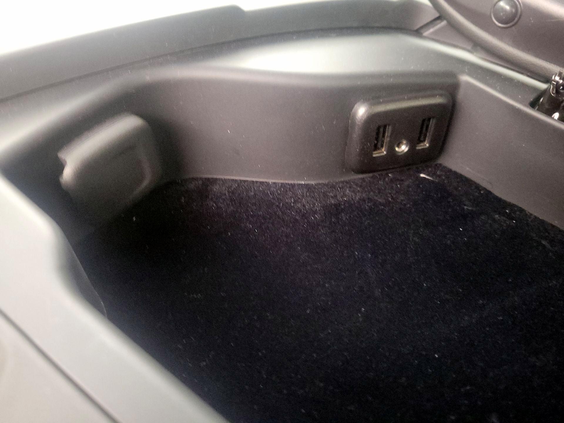 Thumbnail: 2016 Chevrolet Corvette - 18