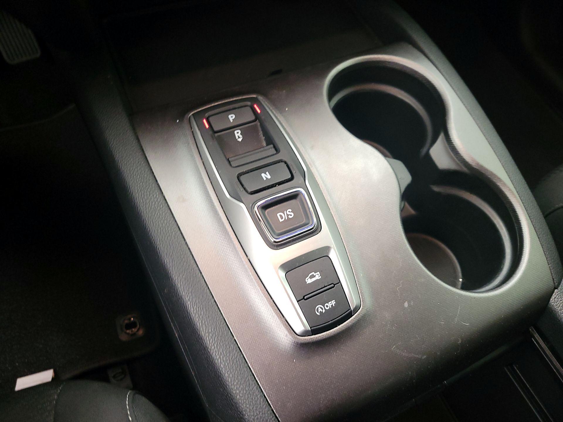 Thumbnail: 2022 Honda Ridgeline - 17