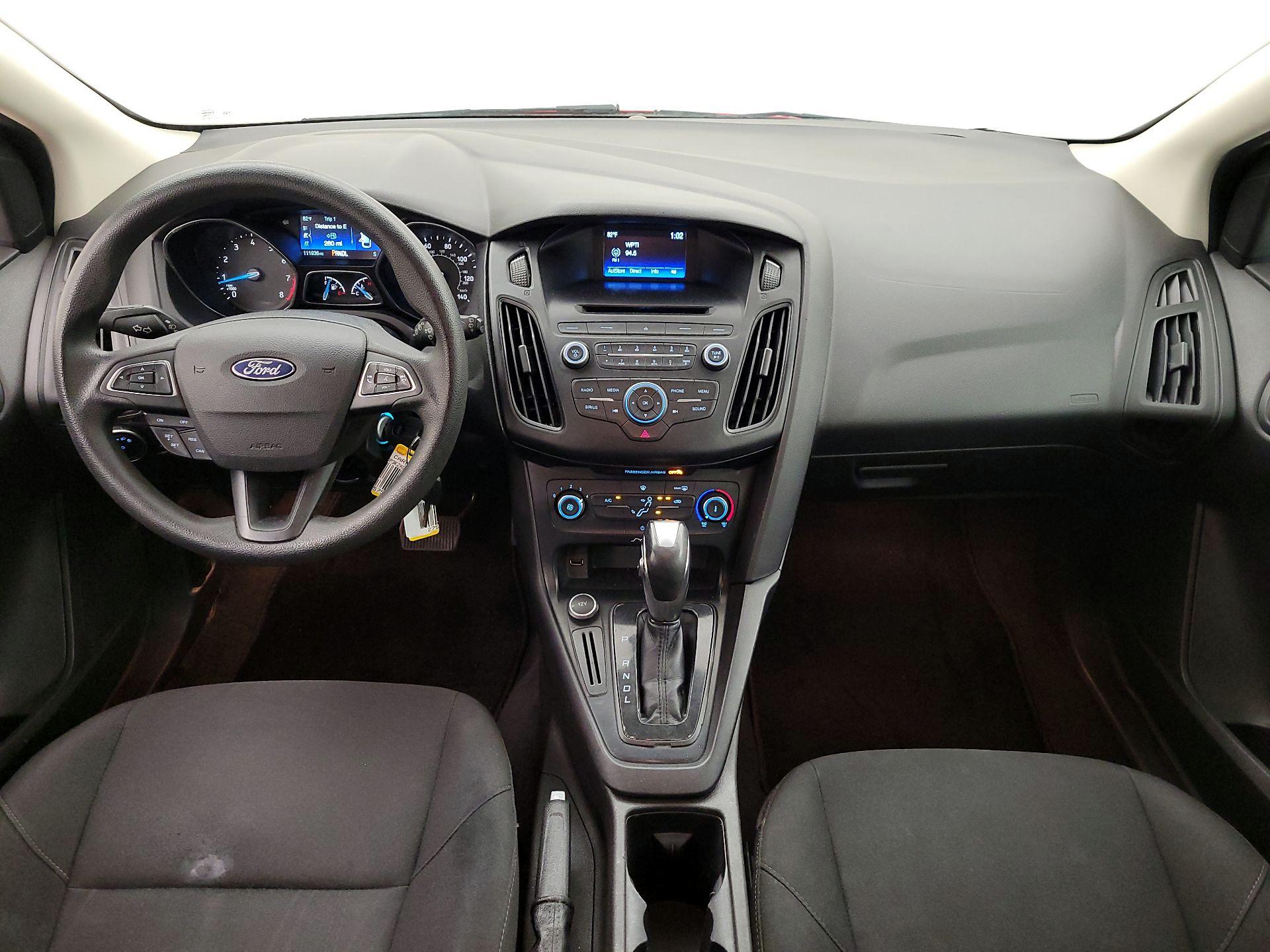 Thumbnail: 2016 Ford Focus - 9