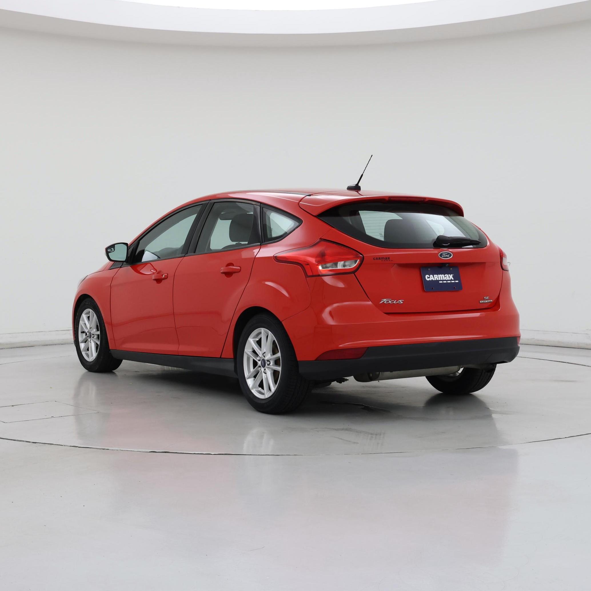 Thumbnail: 2016 Ford Focus - 2
