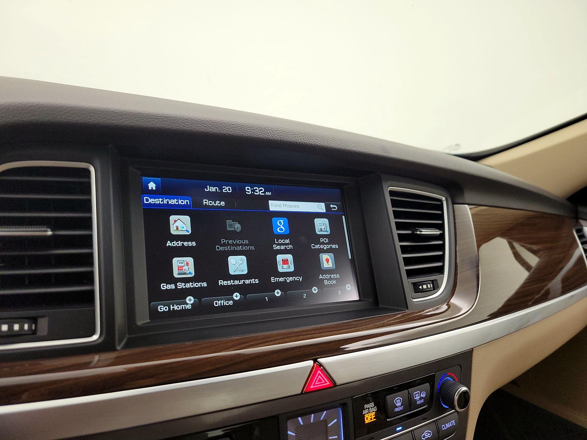 Thumbnail: 2015 Hyundai Genesis - 13