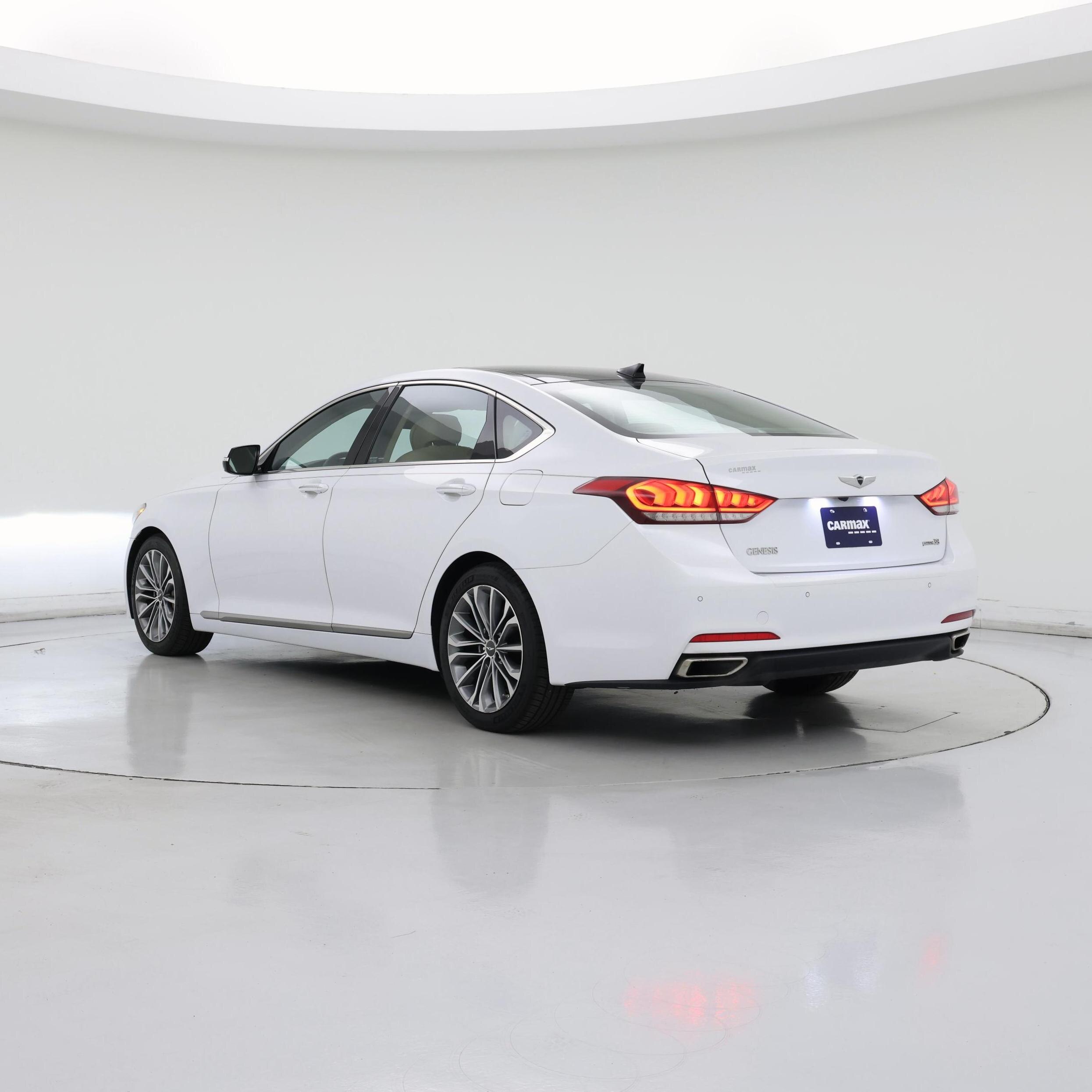 Thumbnail: 2015 Hyundai Genesis - 2