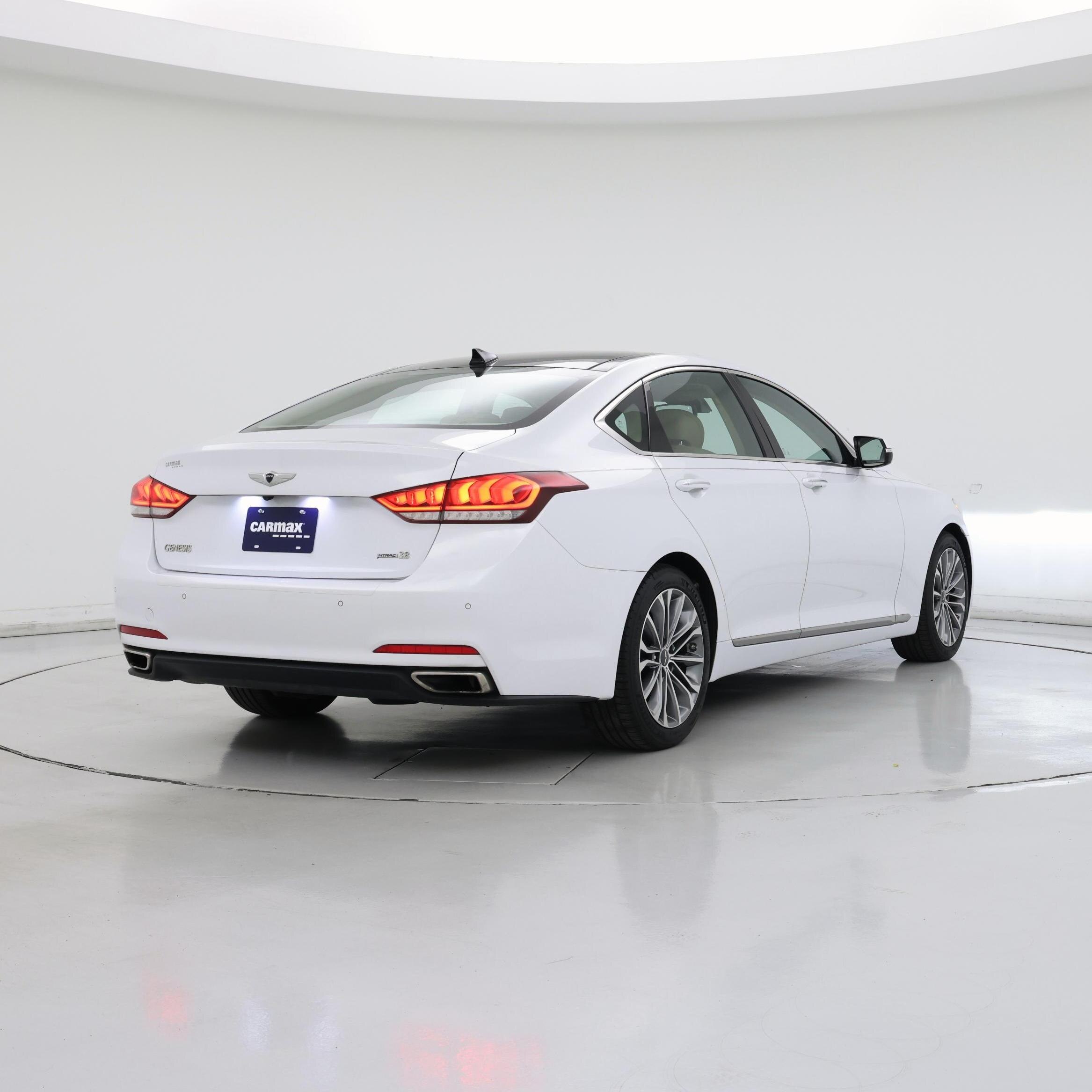 Thumbnail: 2015 Hyundai Genesis - 8