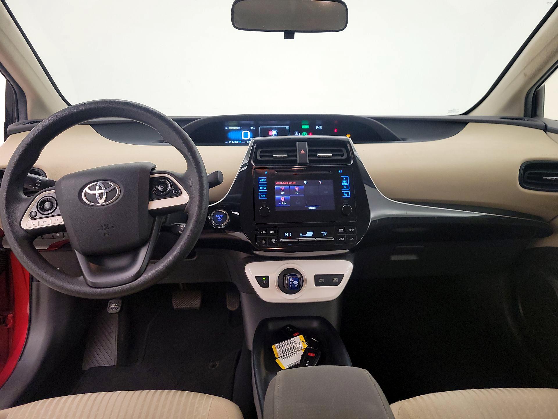 Thumbnail: 2016 Toyota Prius - 9