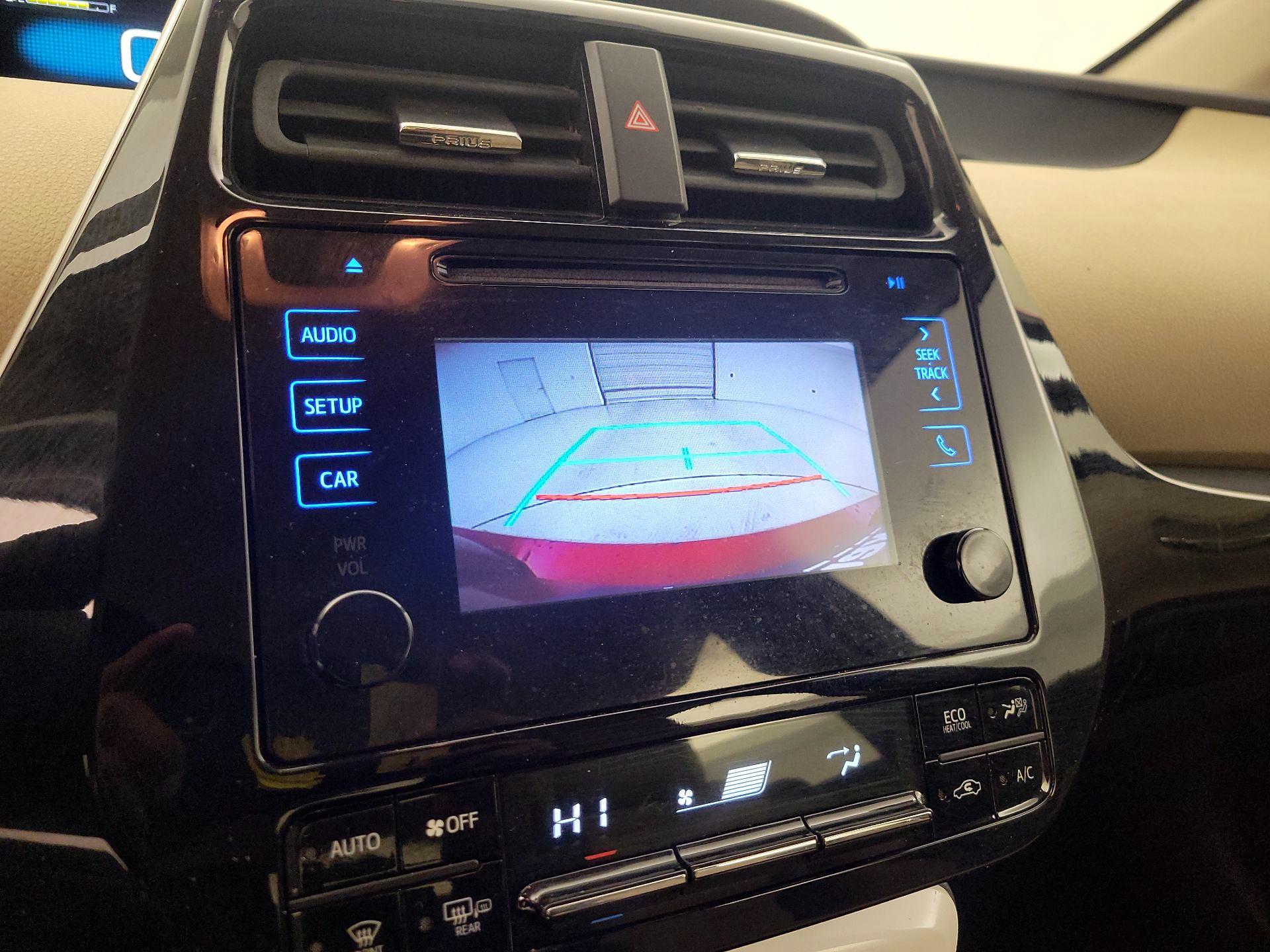 Thumbnail: 2016 Toyota Prius - 14