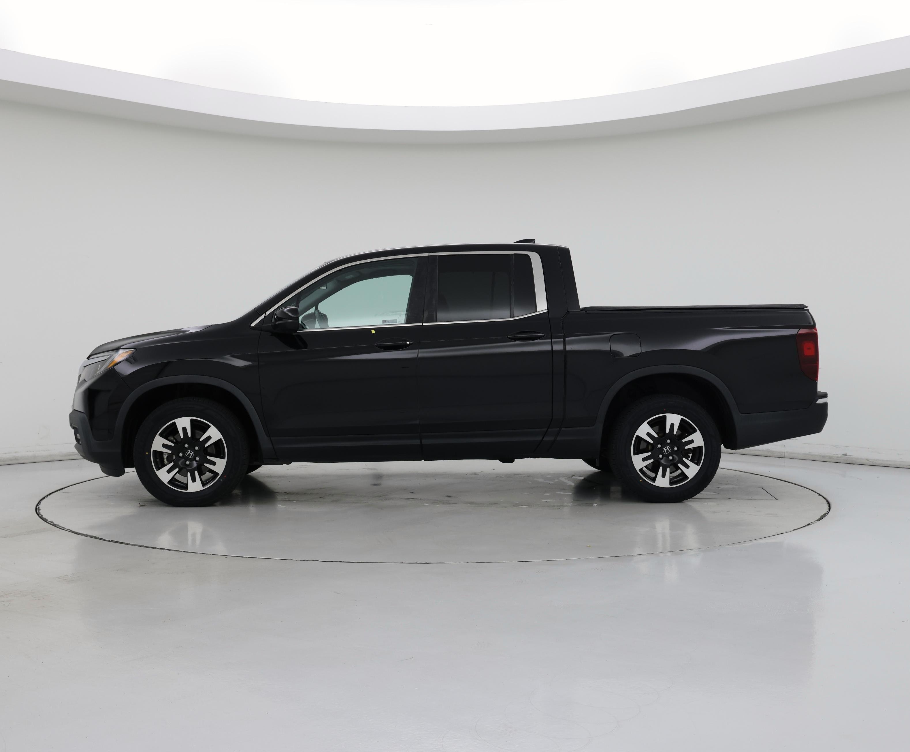 Thumbnail: 2020 Honda Ridgeline - 3