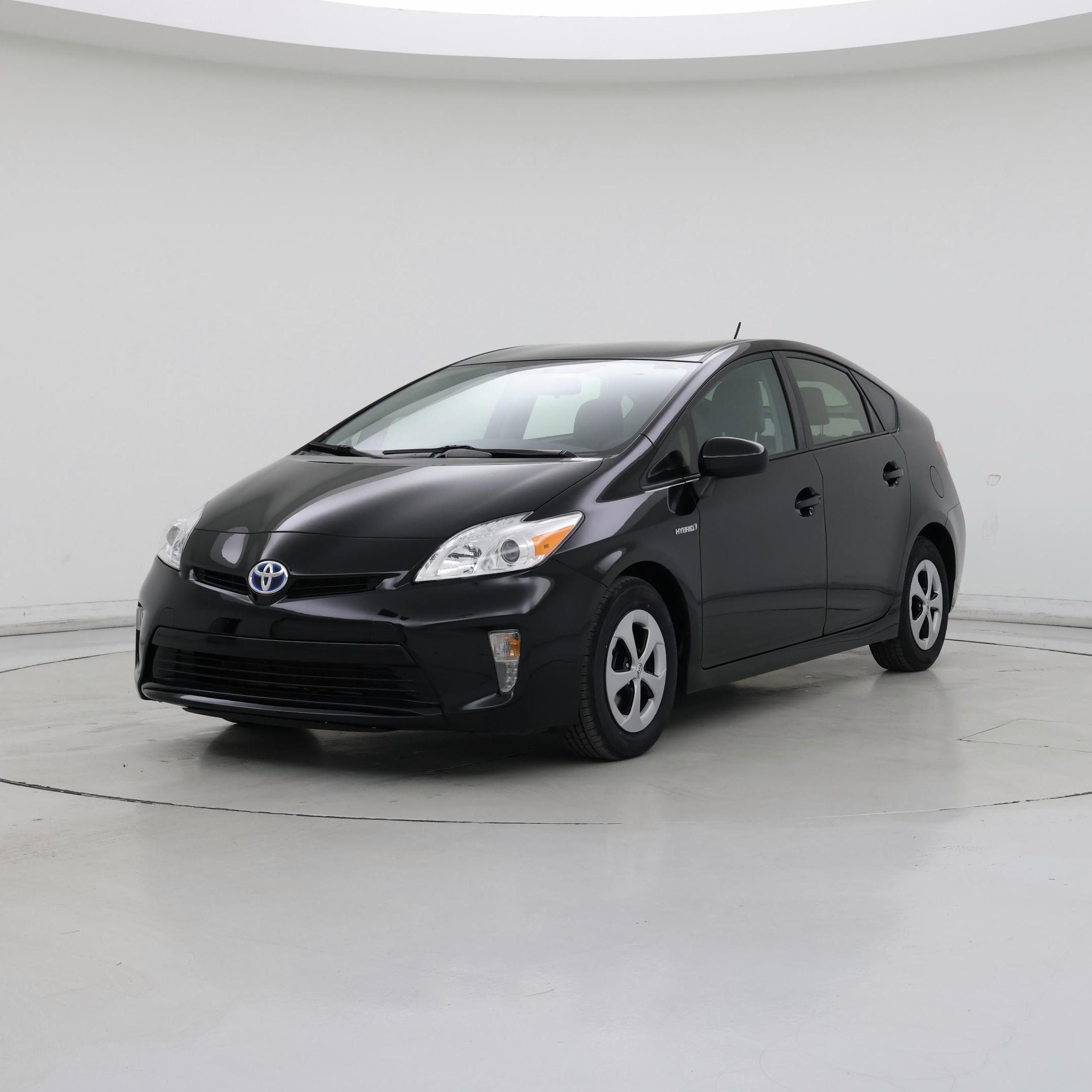 Thumbnail: 2015 Toyota Prius - 4